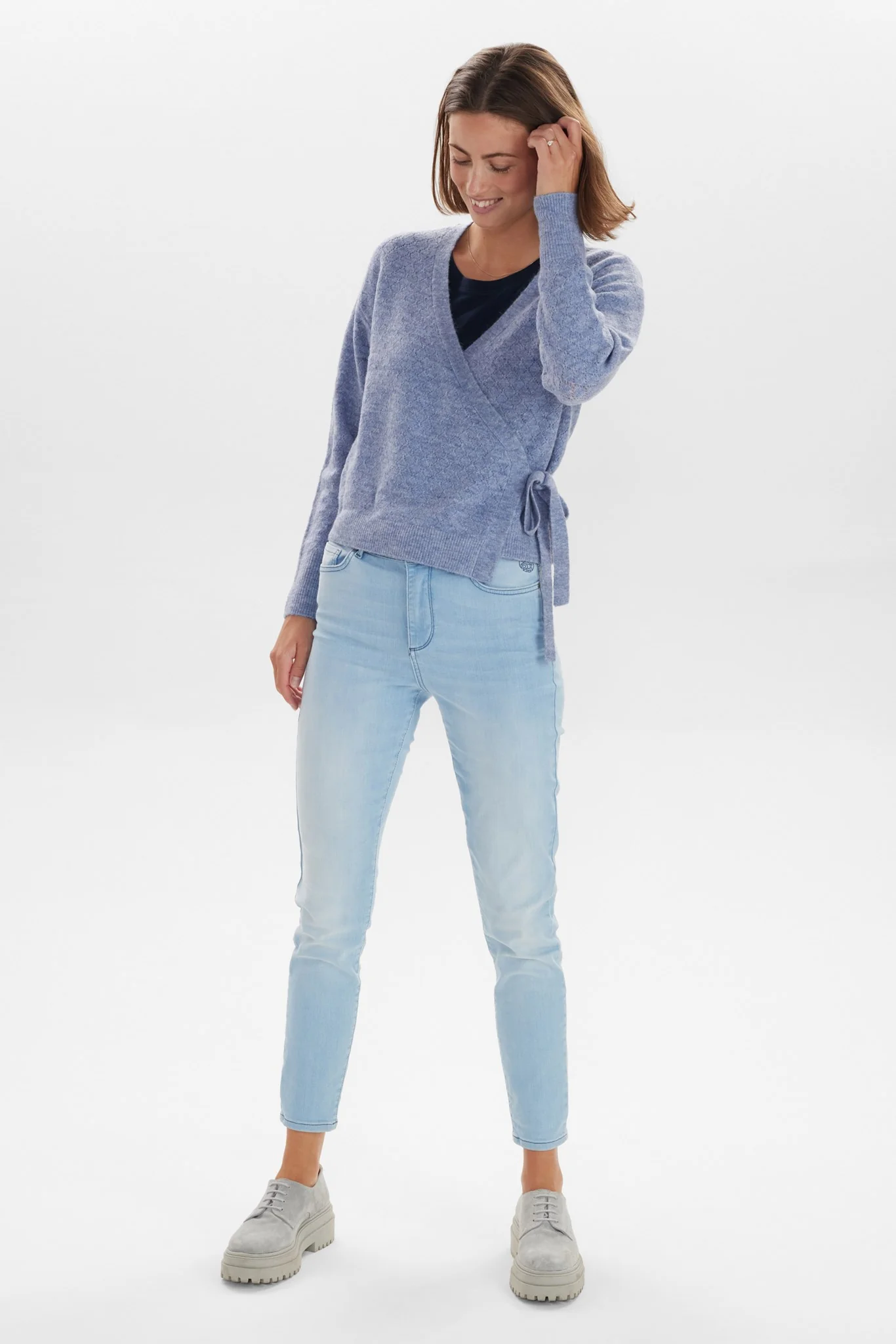 NUALBERTA WRAP KNIT - Lustre - Image 3