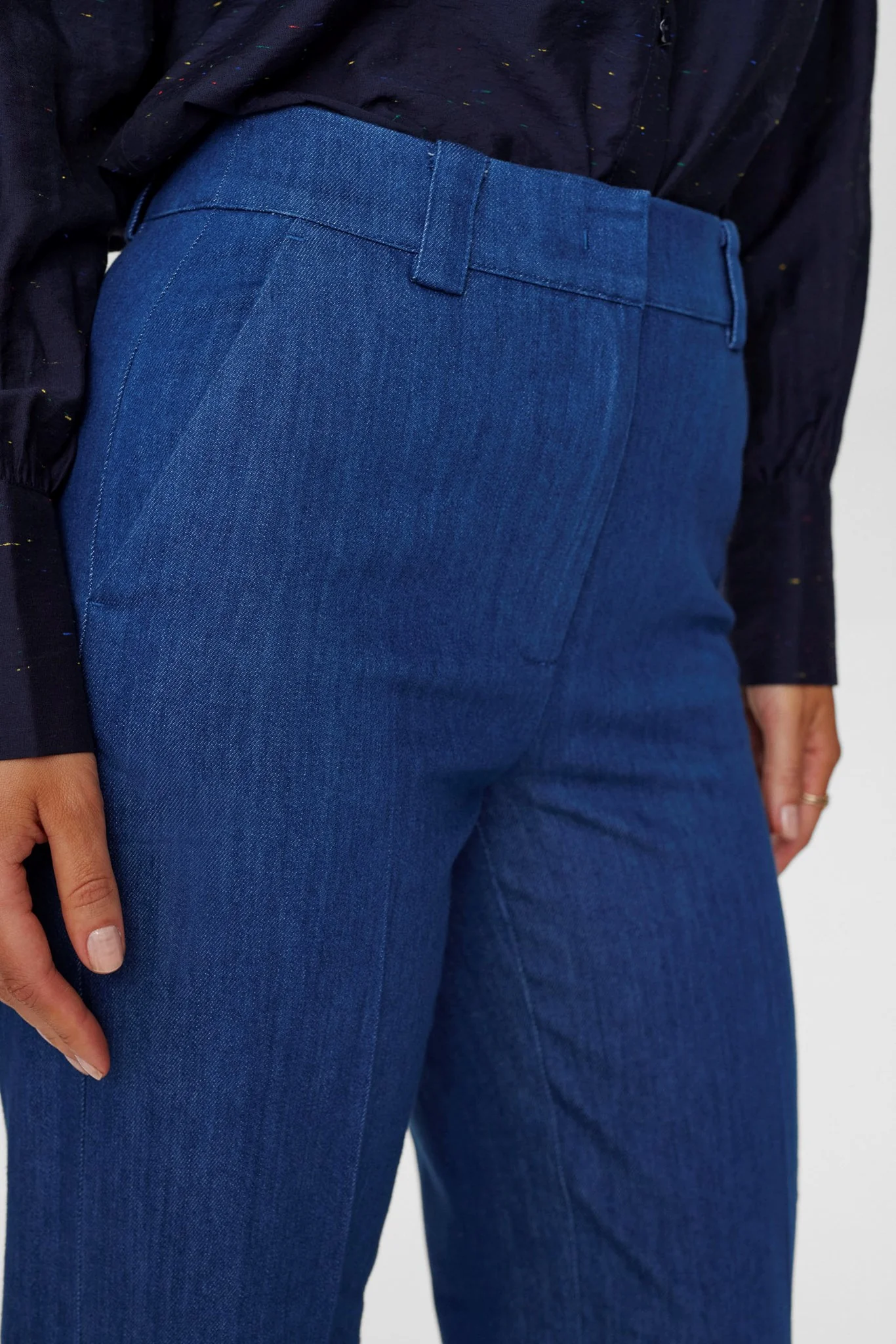 NUALETTA PANTS - Med. Blue Washed Denim - Image 4