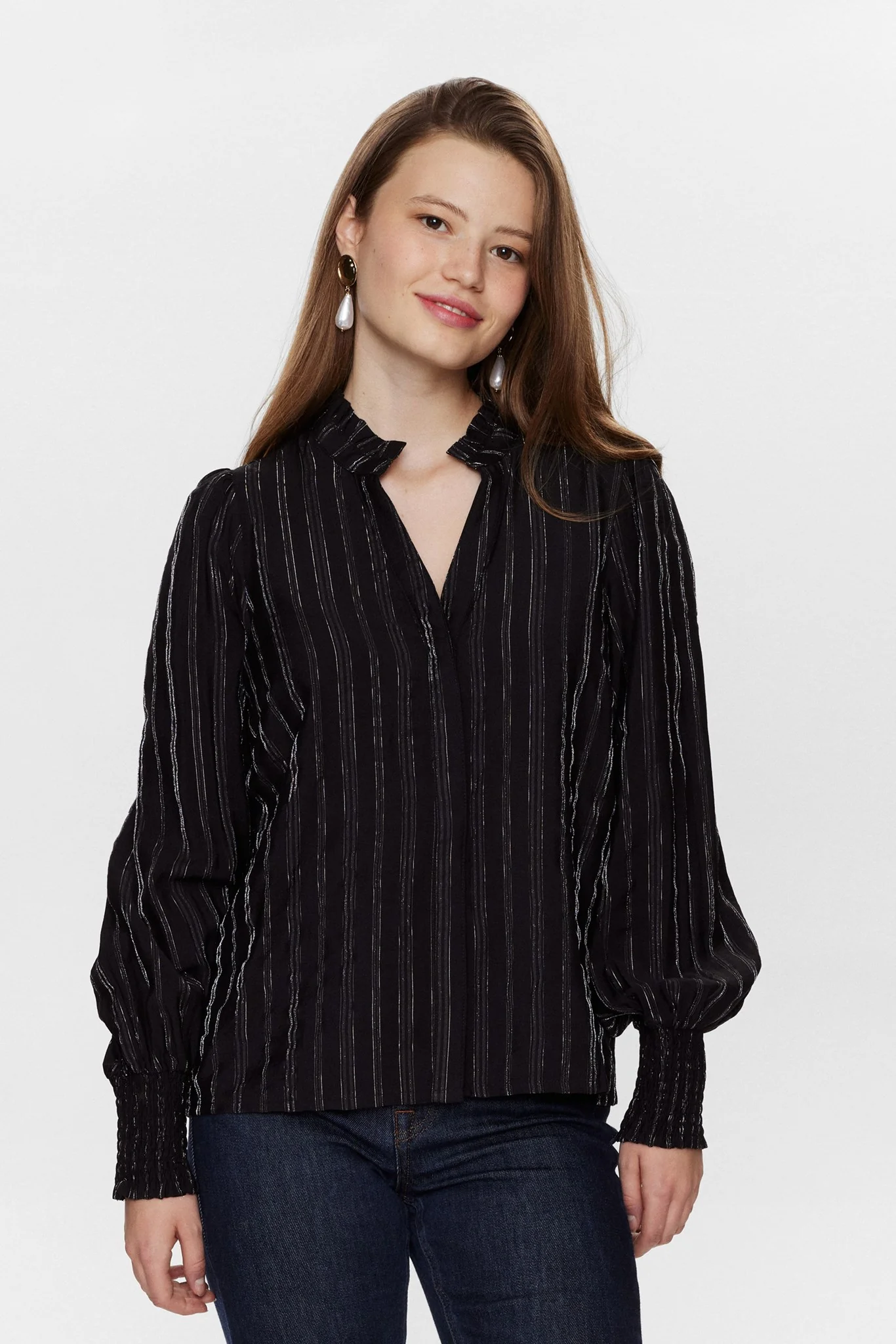 NUALINA SHIRT - Caviar