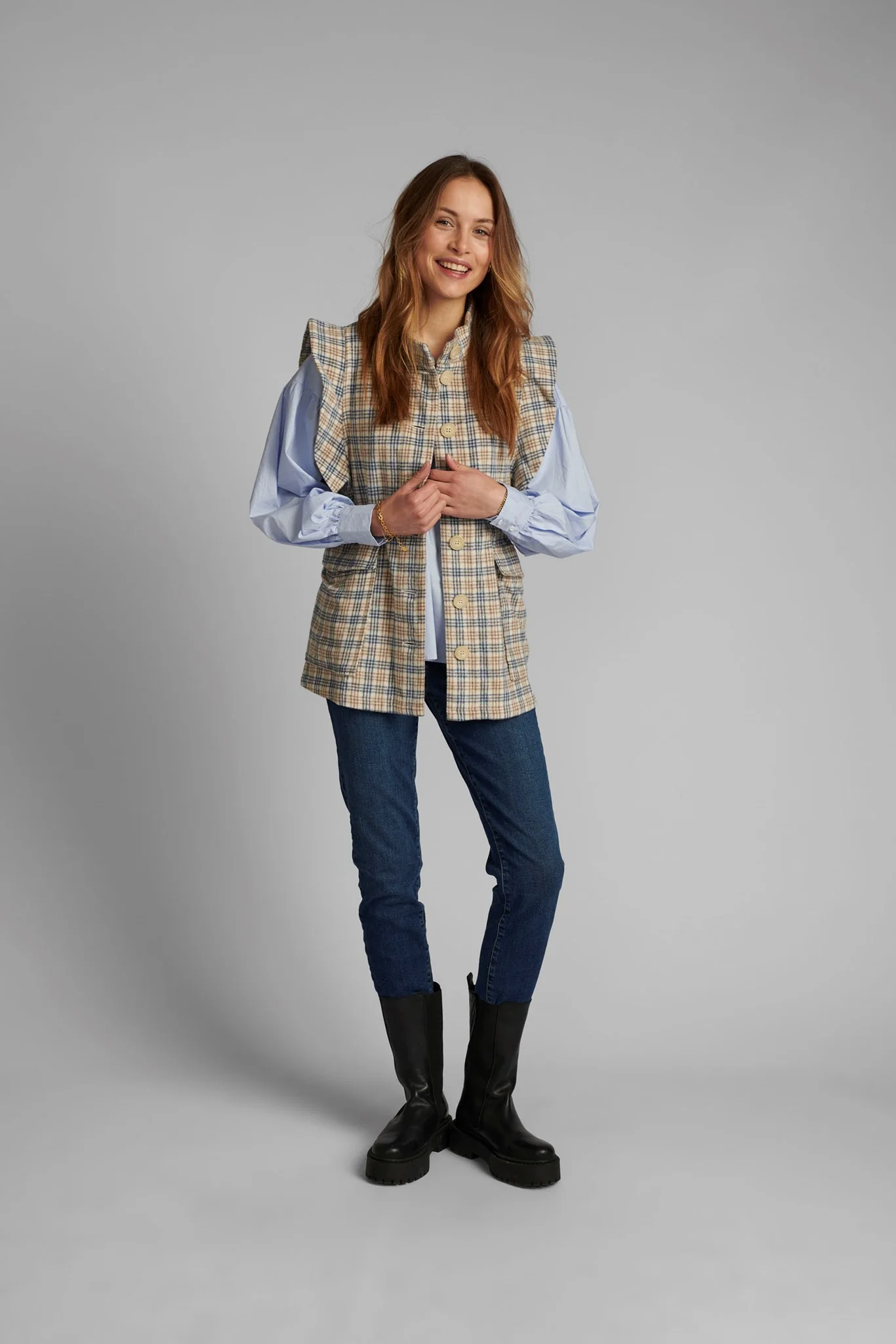 NUALMA VEST - Wedgewood - Image 3