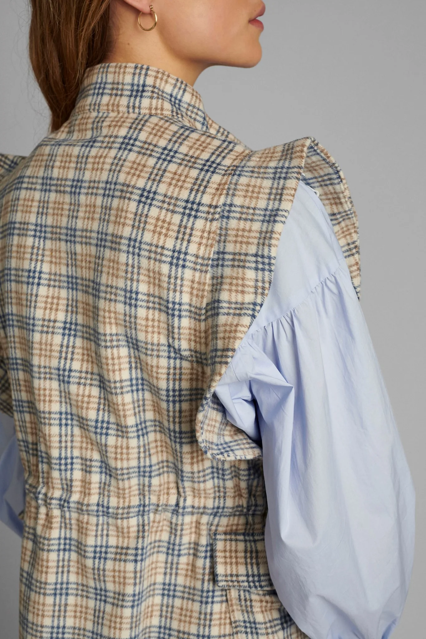 NUALMA VEST - Wedgewood - Image 5