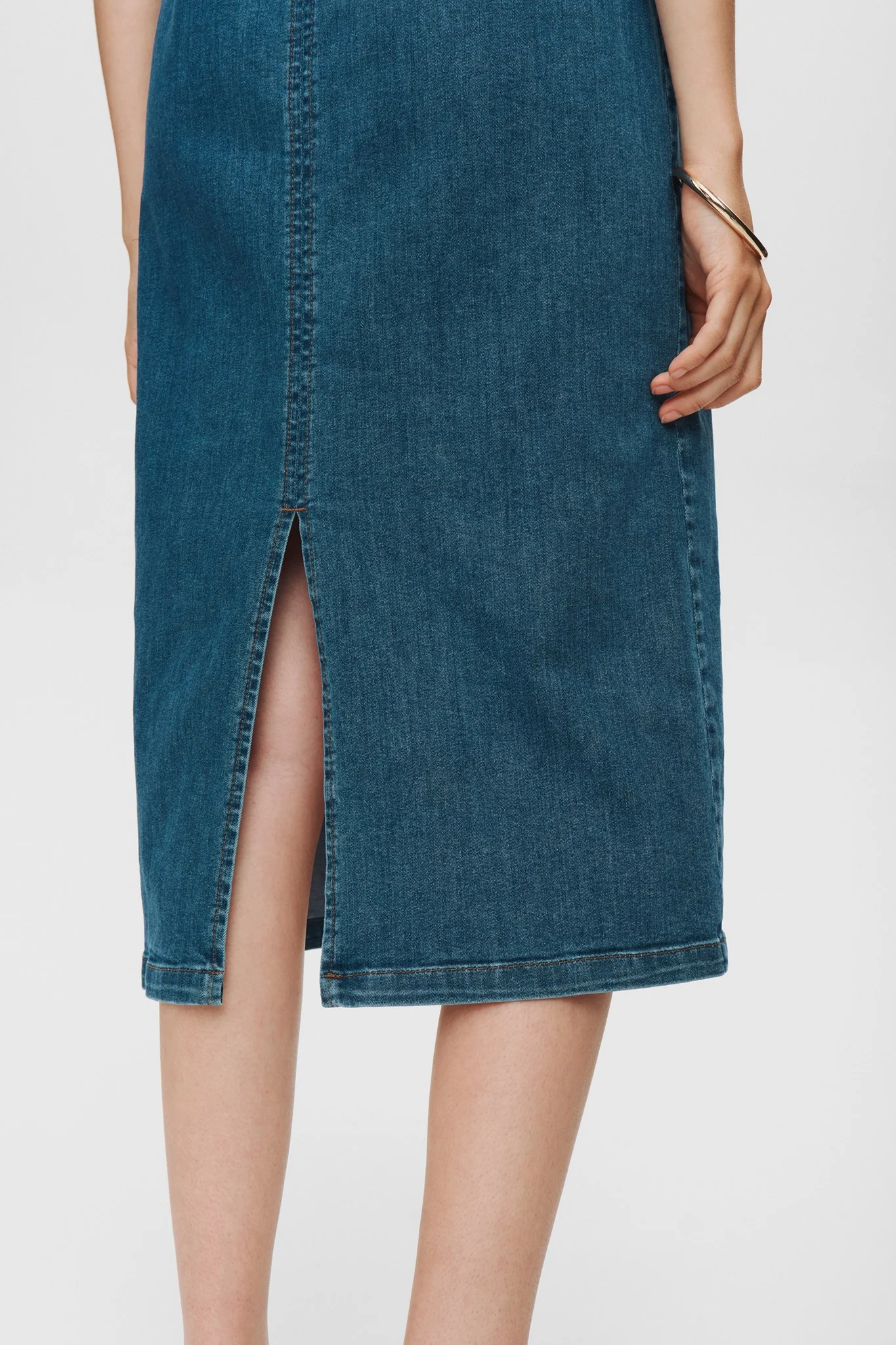 NUAMBER DRESS - Medium Blue Denim - Image 5