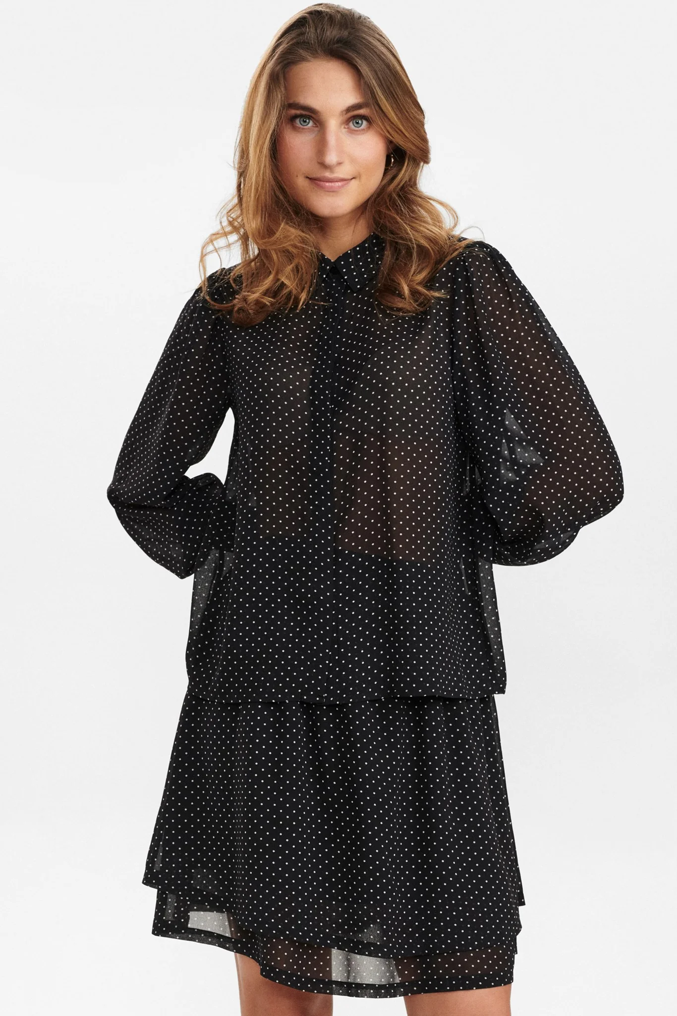 NUAMILIA SHIRT - Caviar