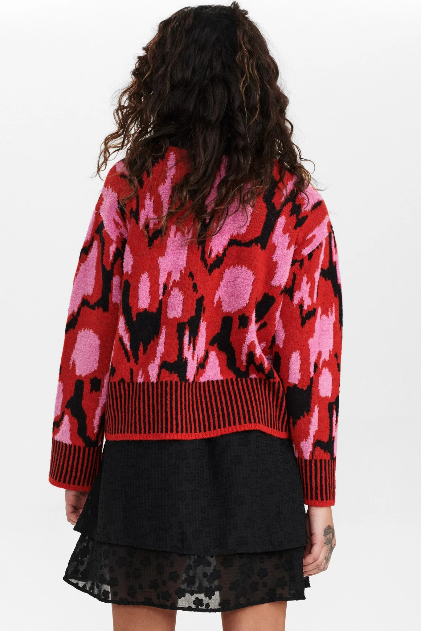 NUANIKKI PULLOVER - Molten Lava - Image 2