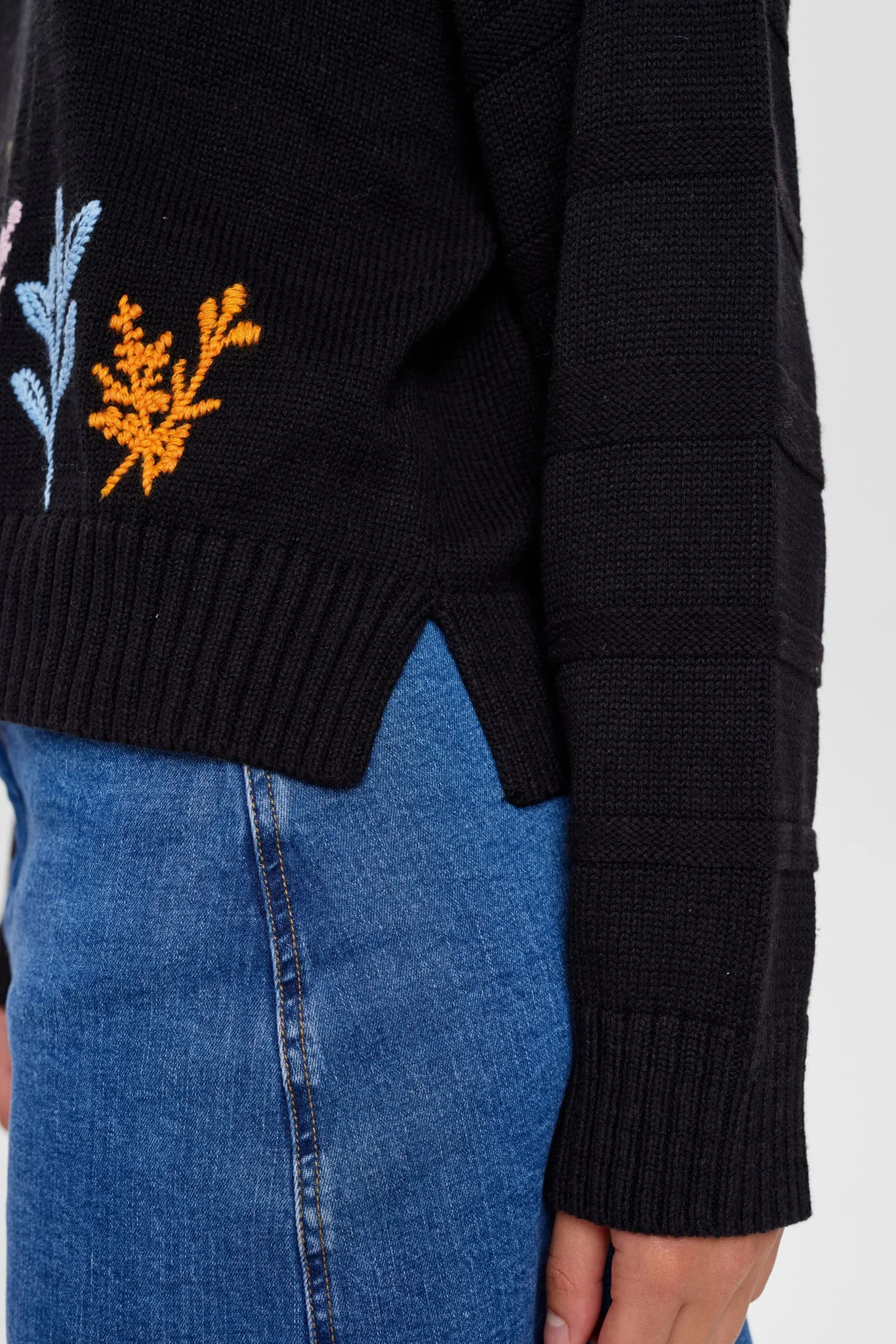 NUANINE PULLOVER  - Caviar - Image 5