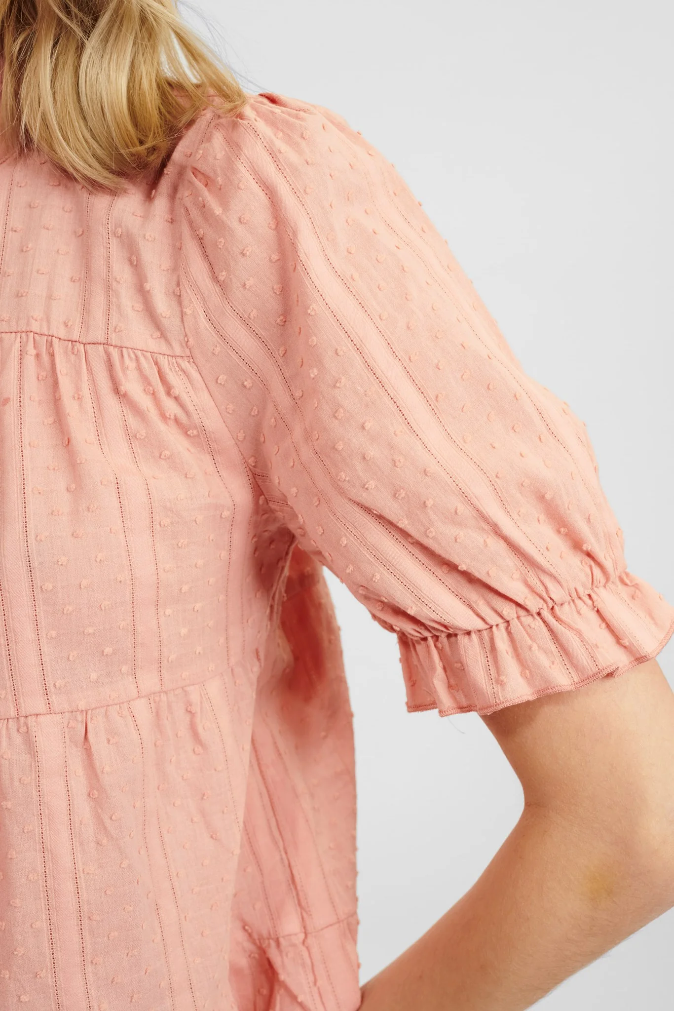 NUANNEMONA SOLID SHIRT - Evening Sand - Image 5