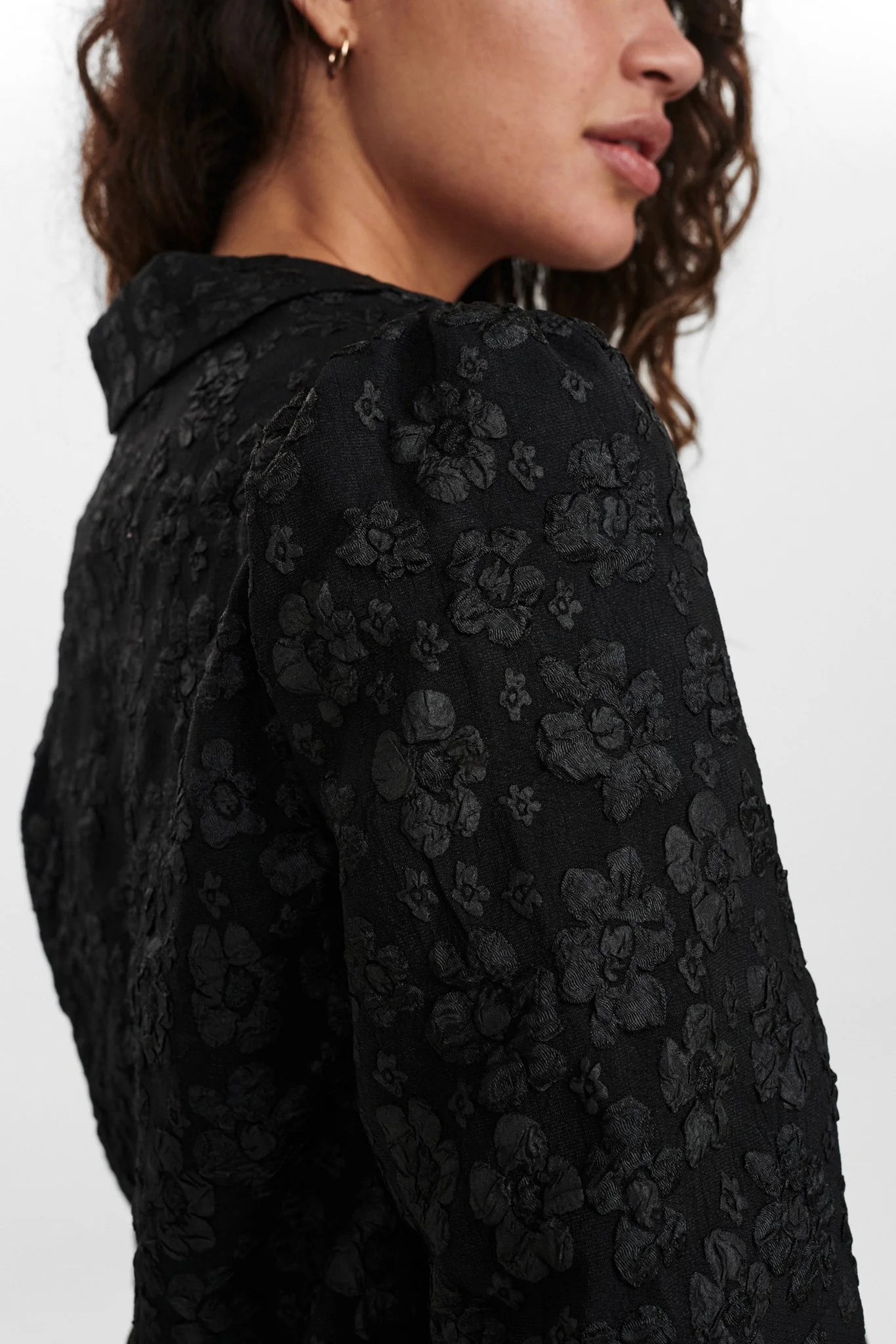 NUANNIE JACKET PA - Caviar - Image 4