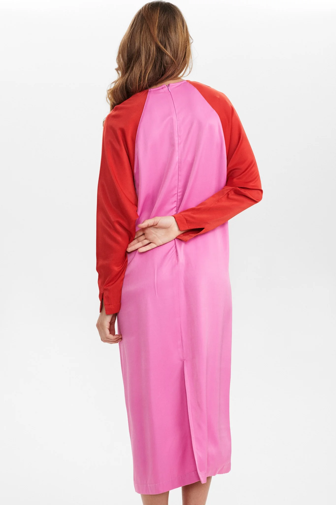 NUANNIKA DRESS - Molten Lava - Image 2