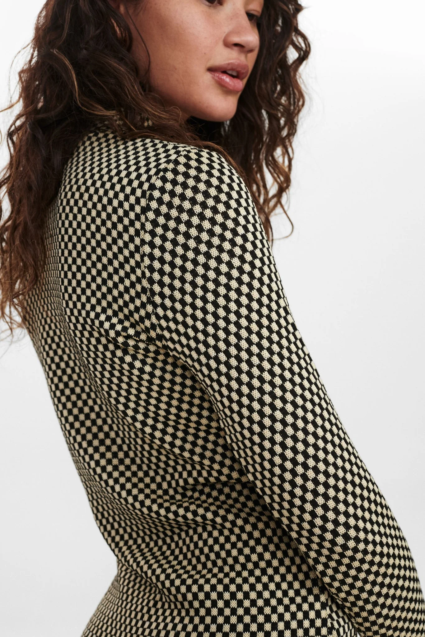 NUANNLEE DRESS - Caviar - Image 4