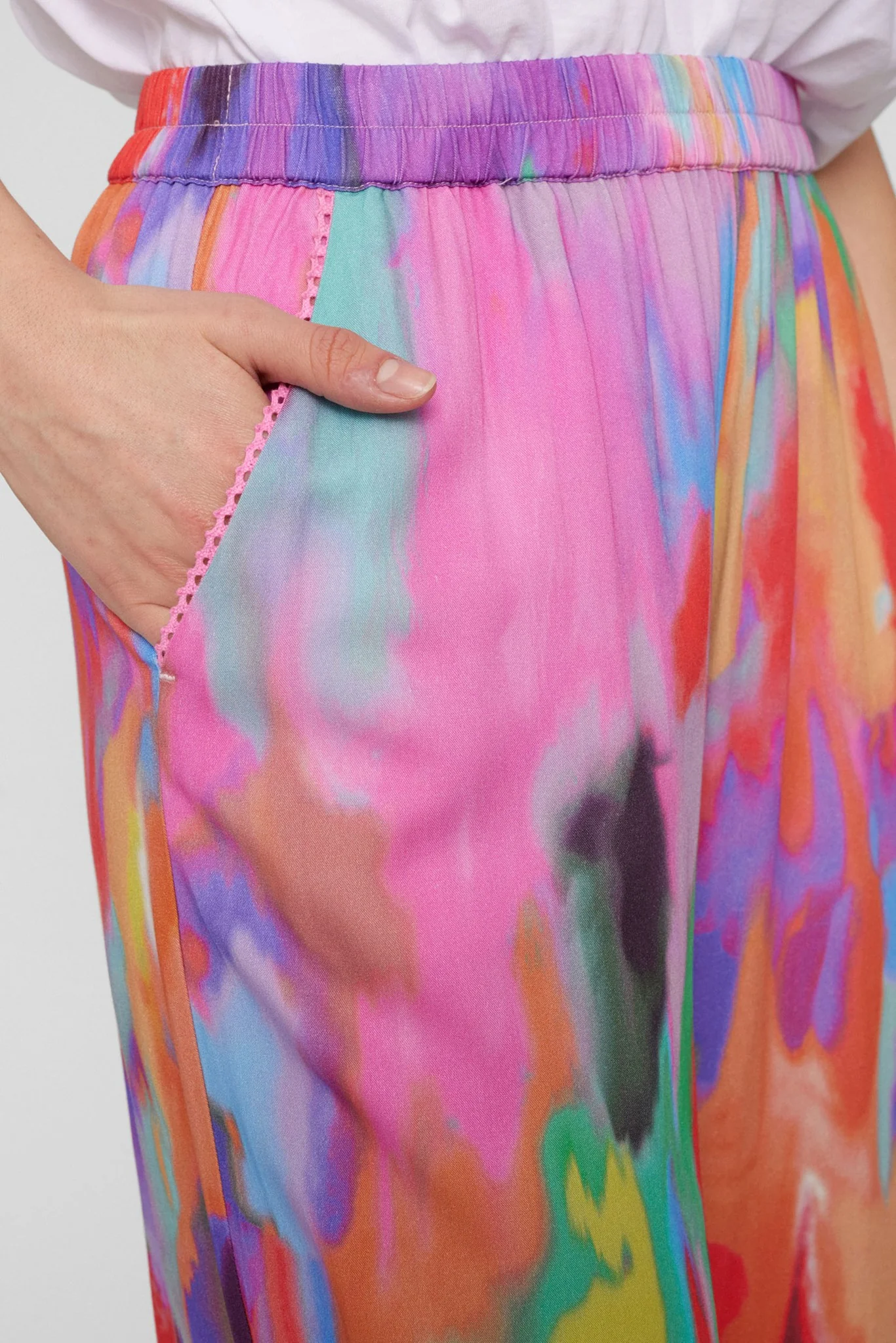 NUARTIA PANTS - Lavender Crystal - Image 4
