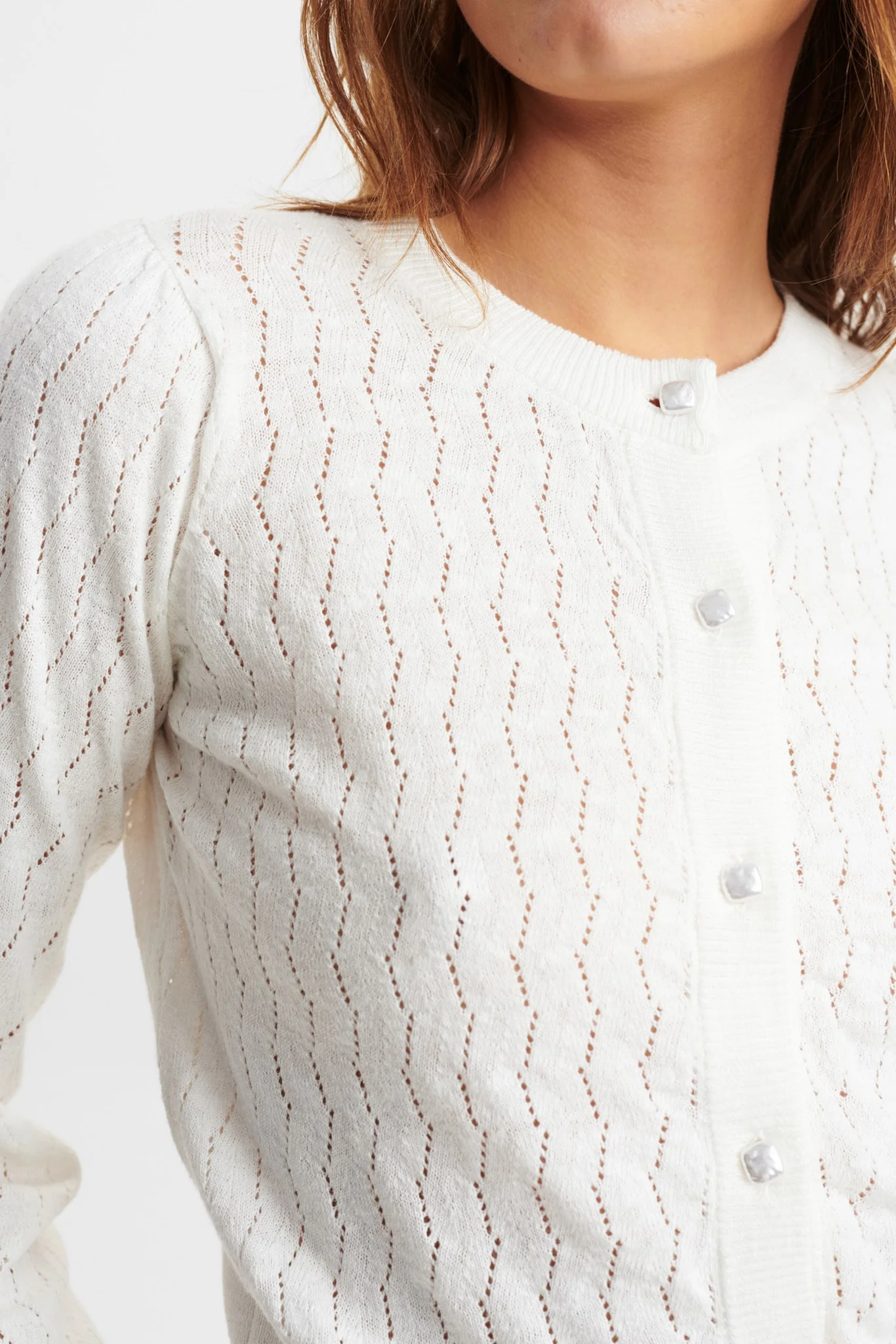 NUASRA CARDIGAN - Cloud Dancer - Image 4