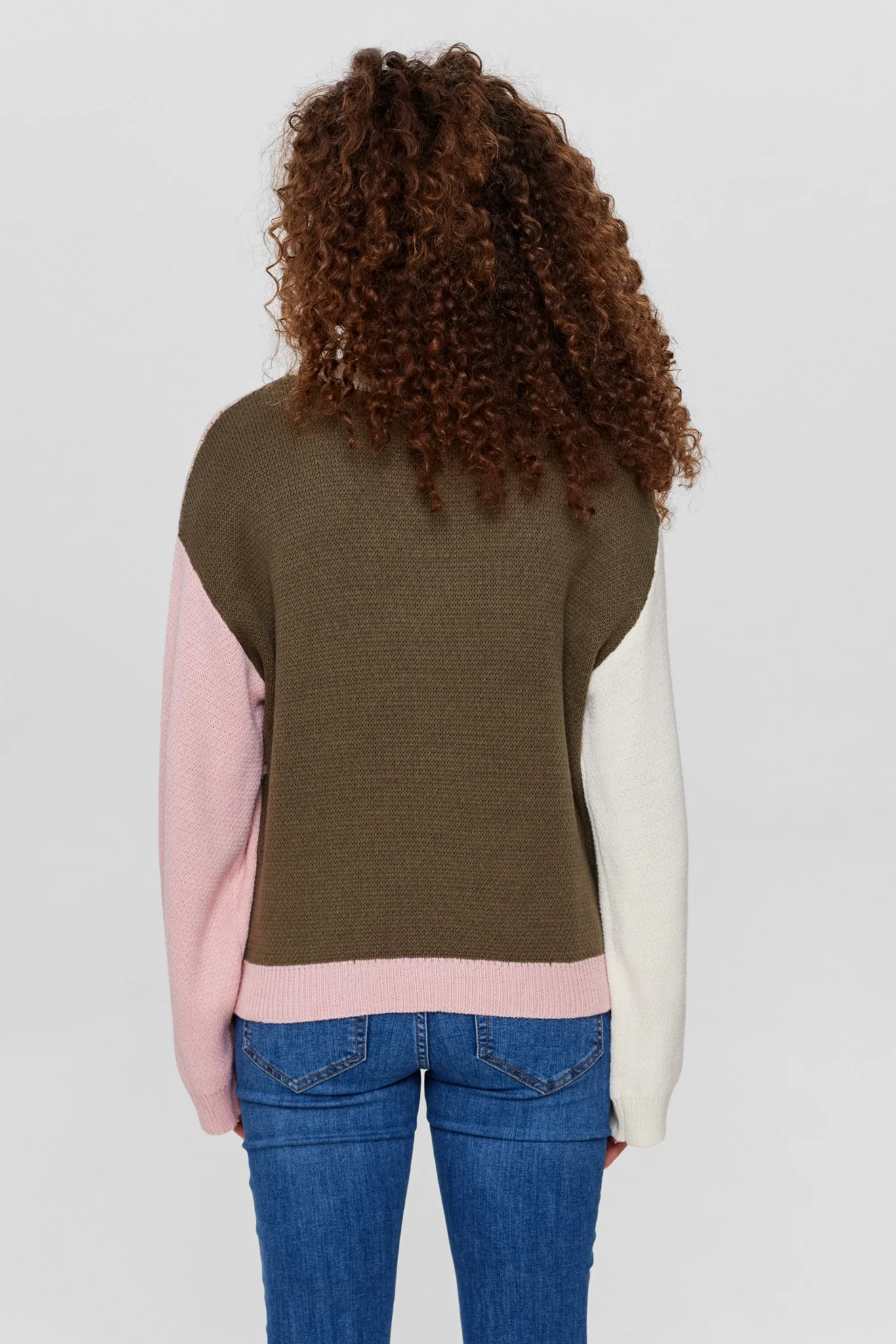 NUATTIKA PULLOVER - Almond Blossom - Image 2