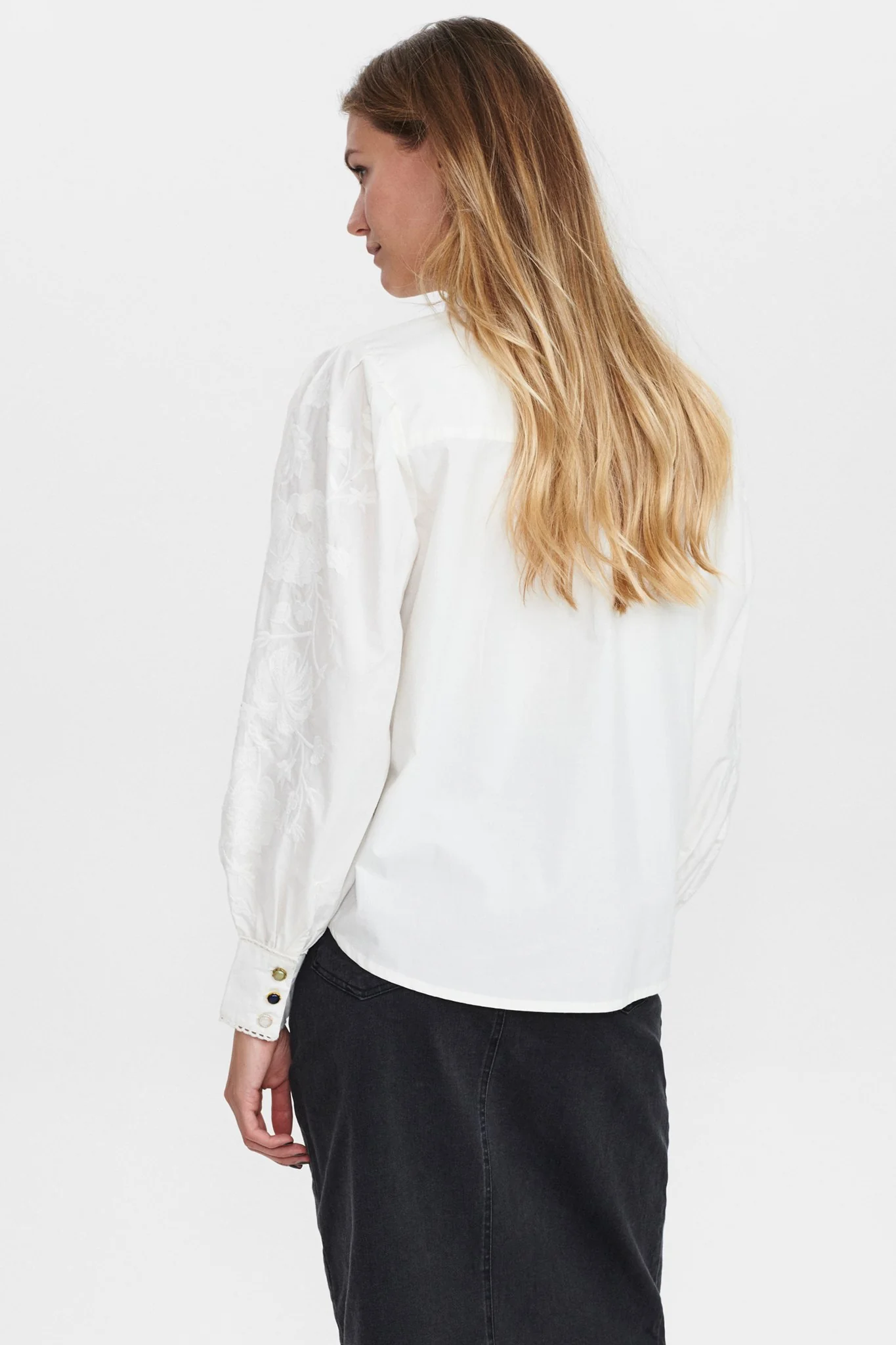 NUAYMA BLOUSE - Cloud Dancer - Image 2