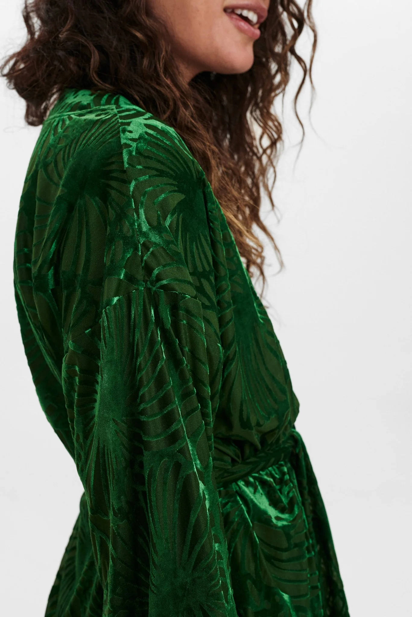 NUAYNA KIMONO PA - Kelly Green - Image 4