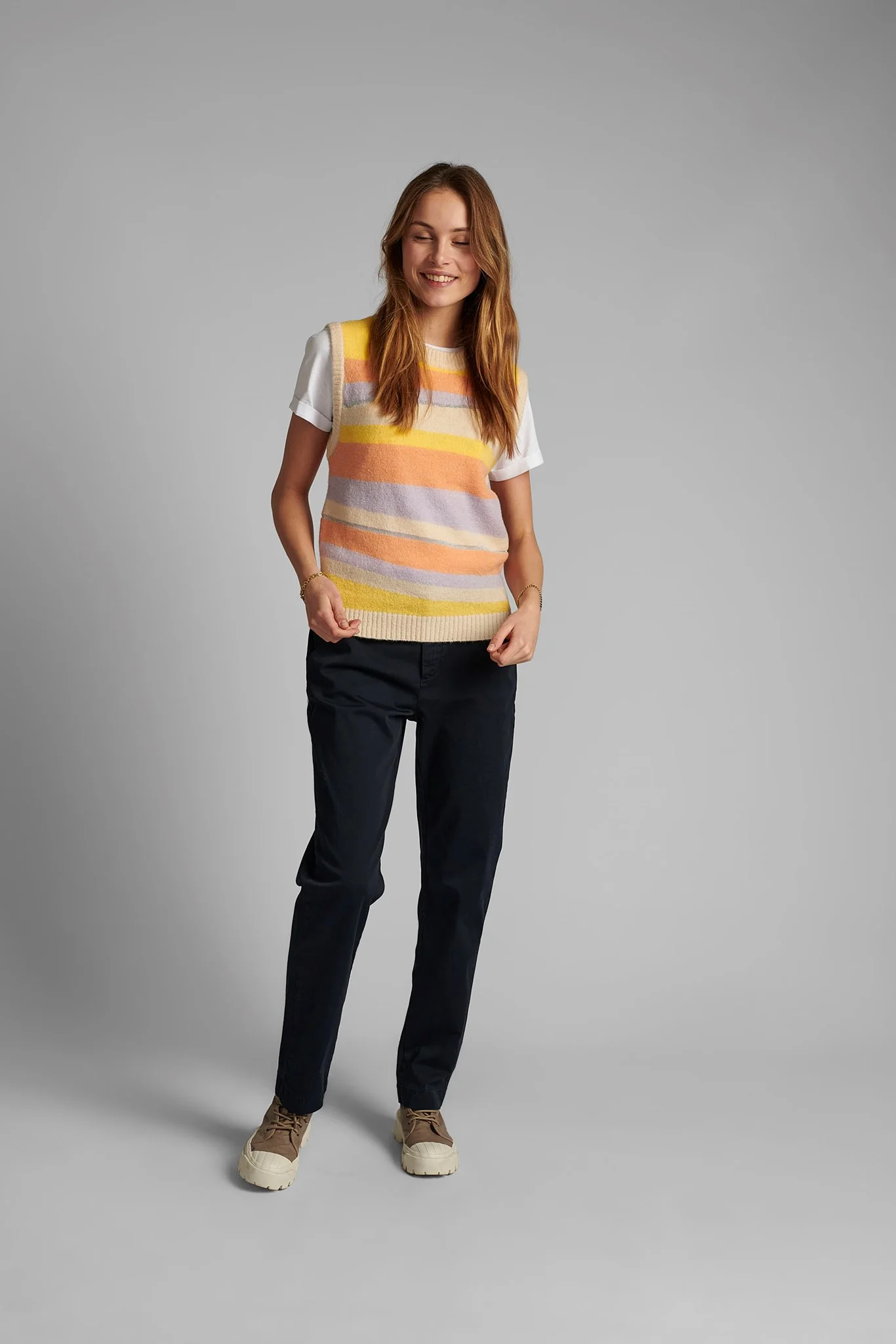 NUBARRY VEST - Brazillian Sand - Image 3