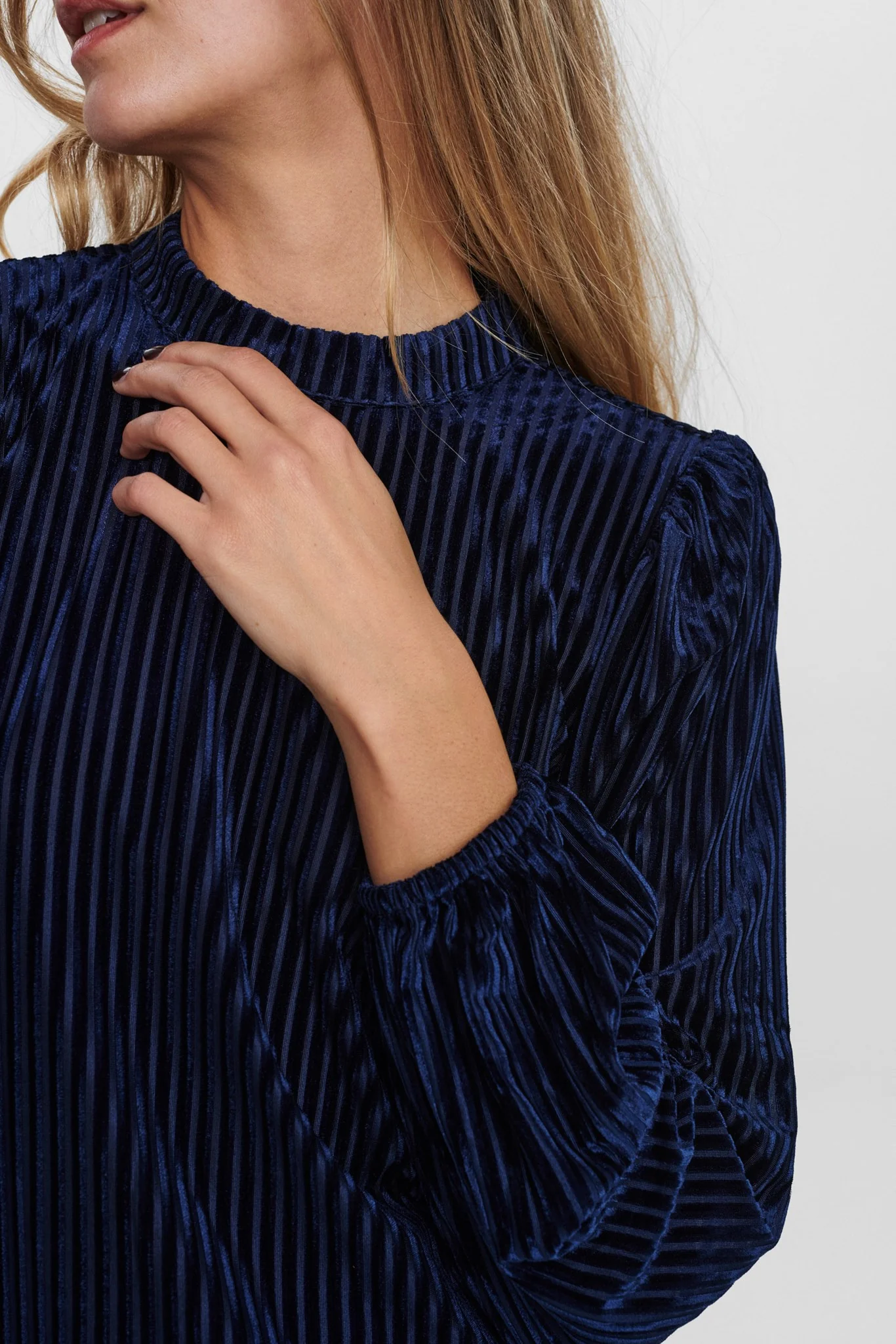 NUBEISSE BLOUSE - Dark Sapphire - Image 5