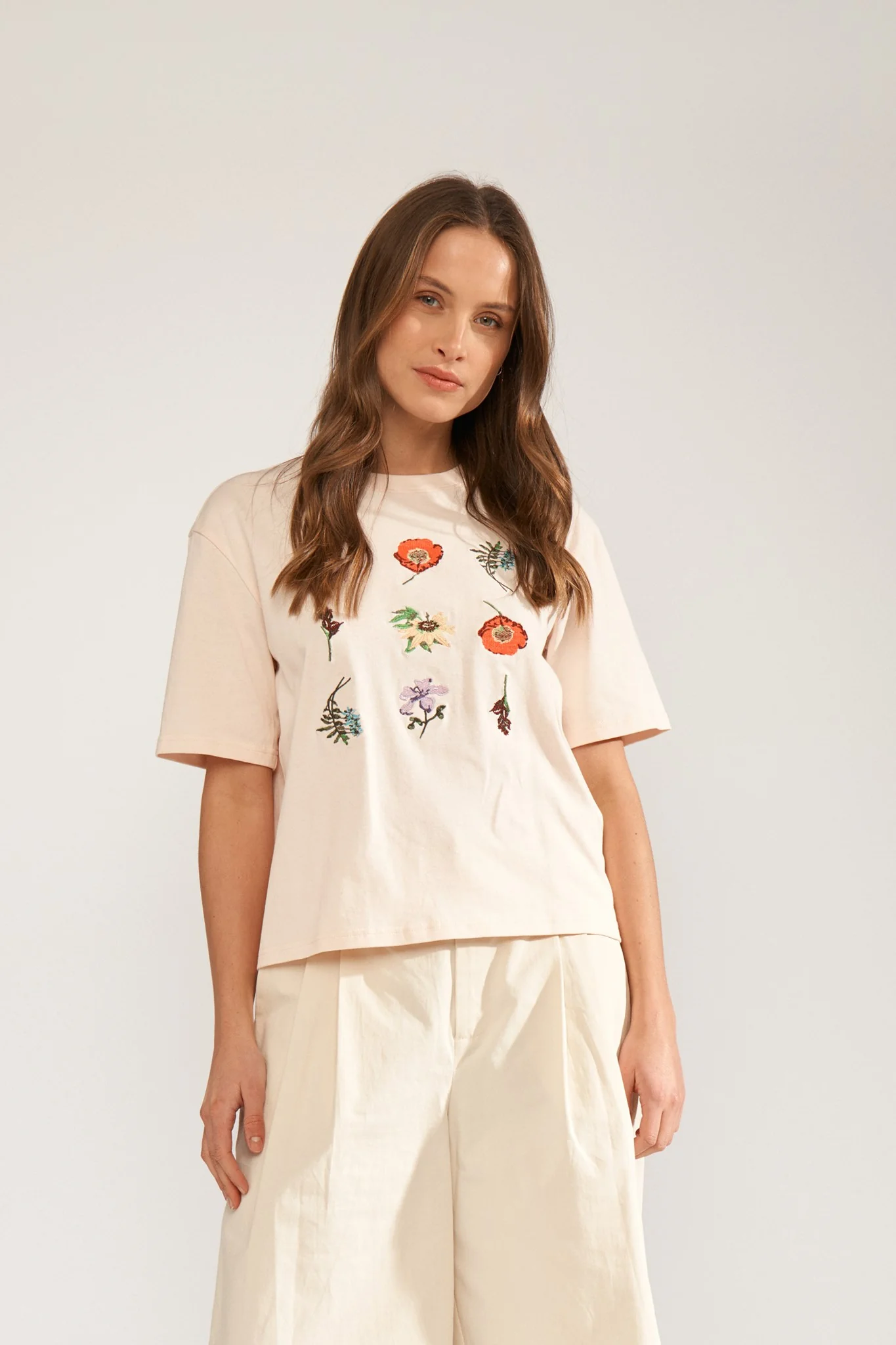 NUBELISA BOXY TEE - Mangano Calcite