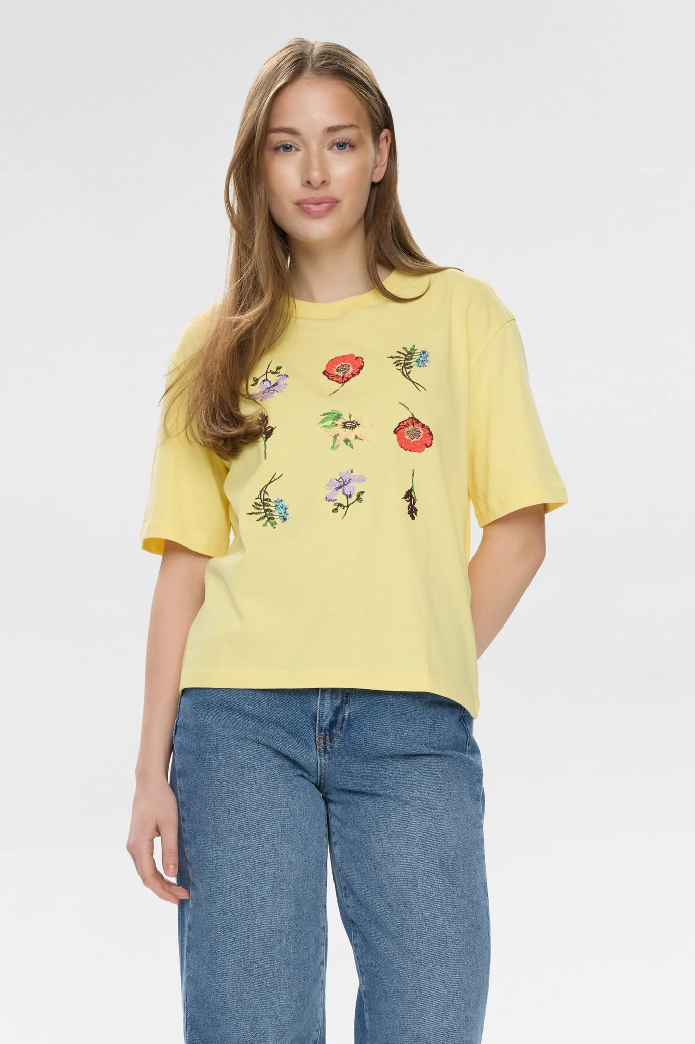 NUBELISA BOXY TEE - Popcorn