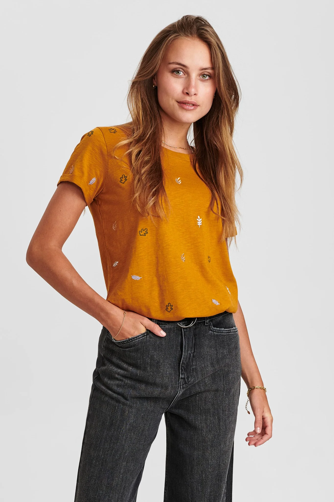 NUBELISE TEE - Cathay Spice