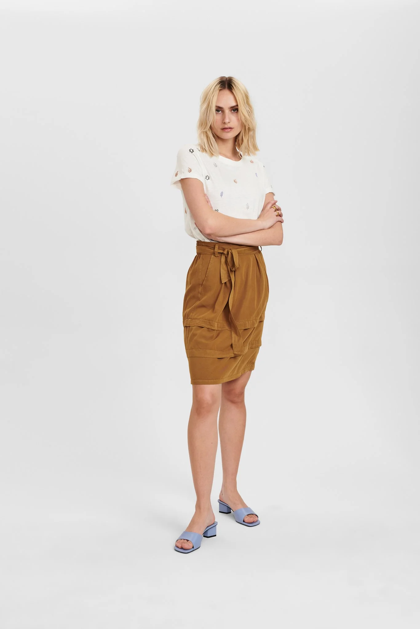 NUBELISE TEE - Cloud Dancer - Image 3