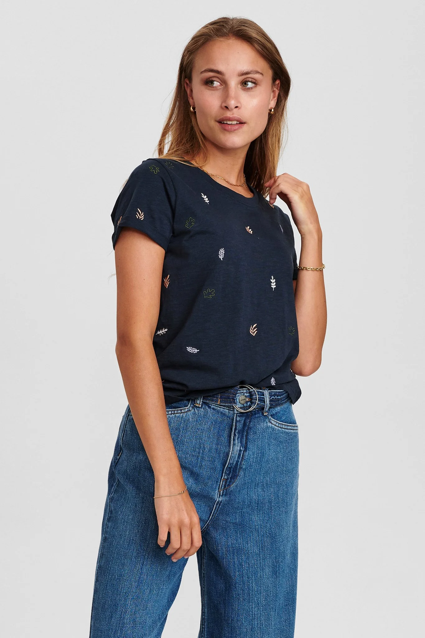 NUBELISE TEE - Dark Sapphire