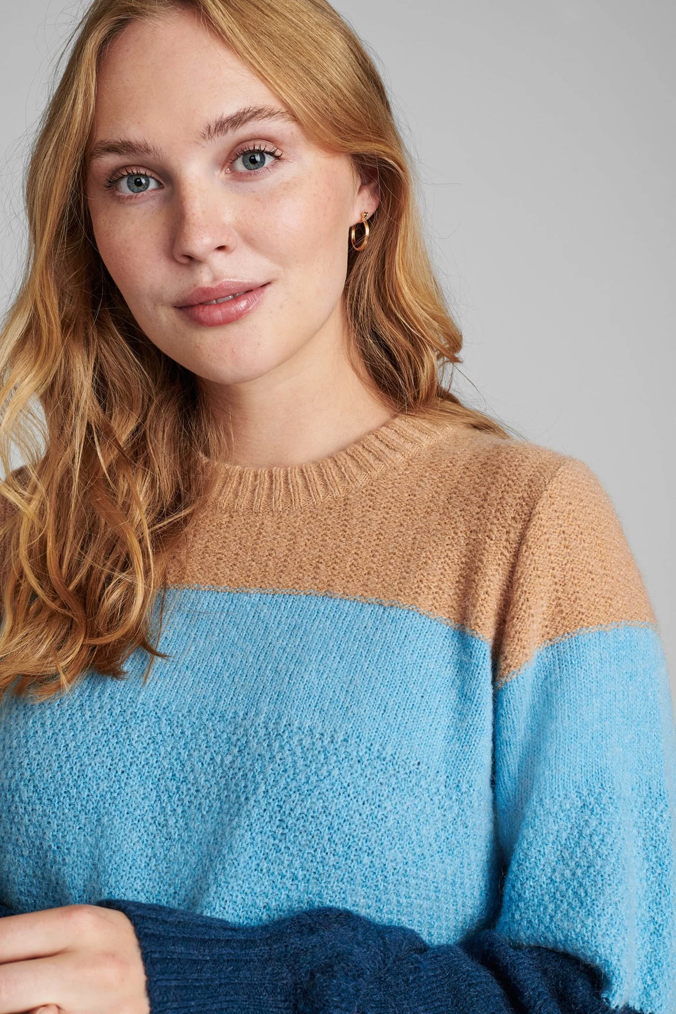 NUBELLA PULLOVER  - Alaskan Blue - Image 4