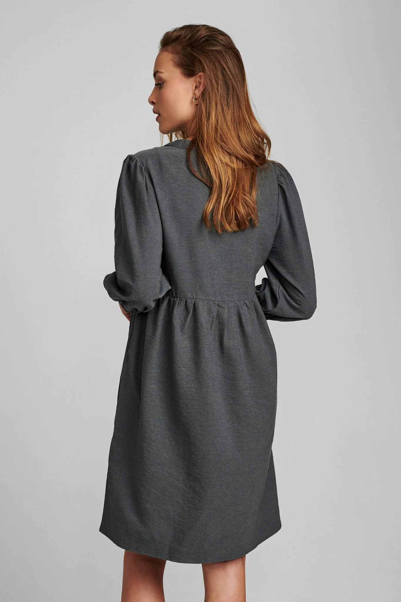 NUBELLIS DRESS - Dark Shadow - Image 2