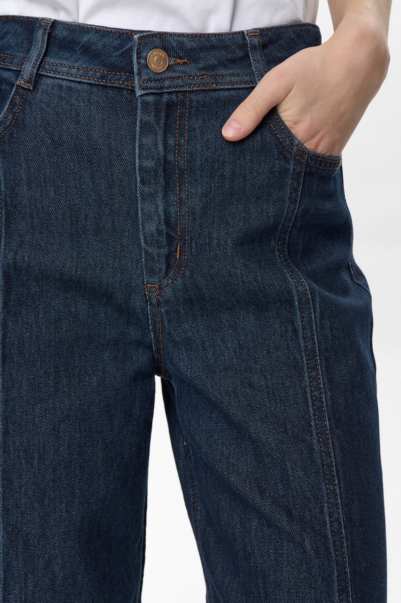 NUBERLIN - HR STRAIGHT STITCH JEANS - Dark Blue Denim - Image 5