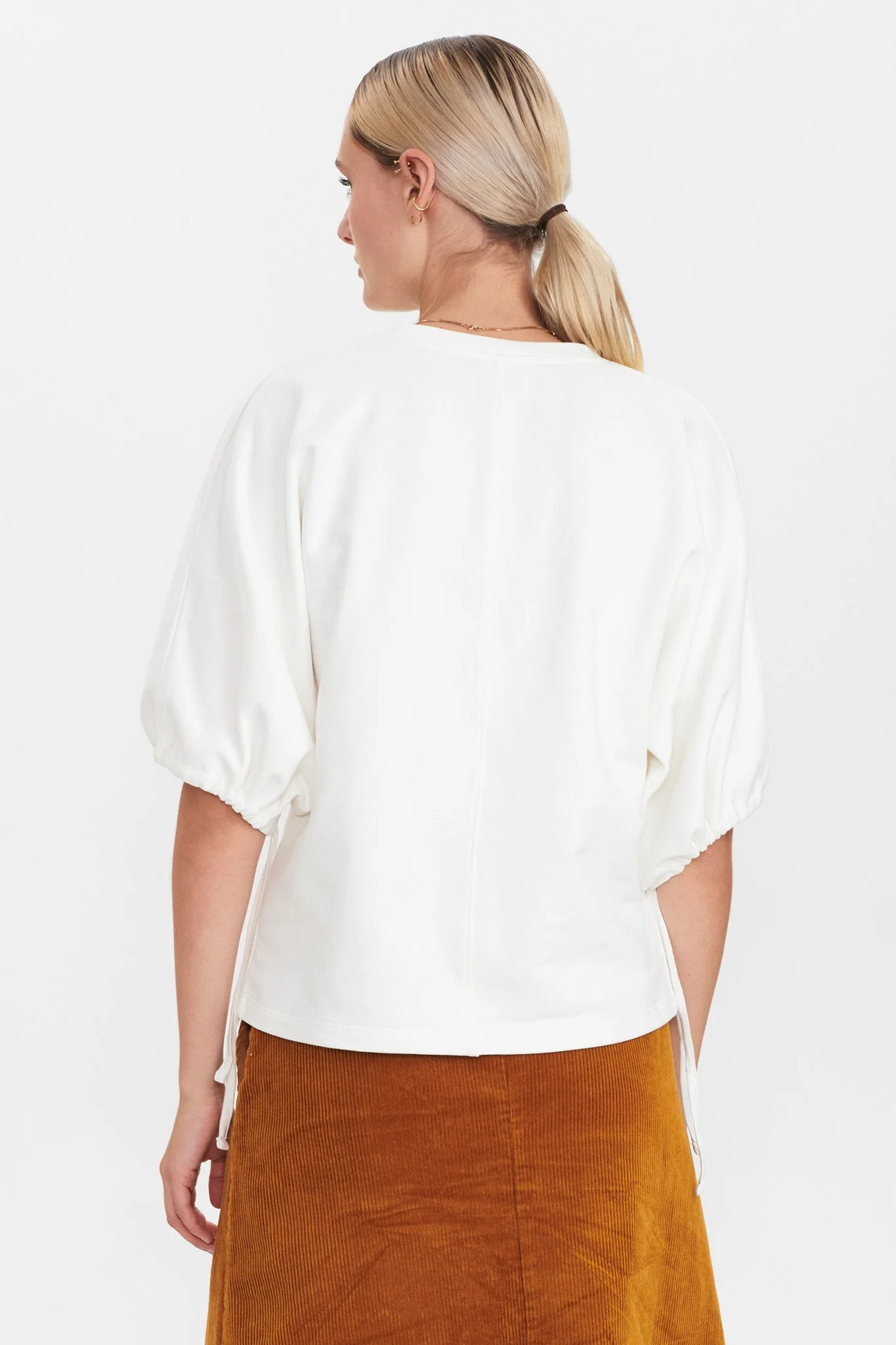 NUBERNA SWEAT - Cloud Dancer - Image 2