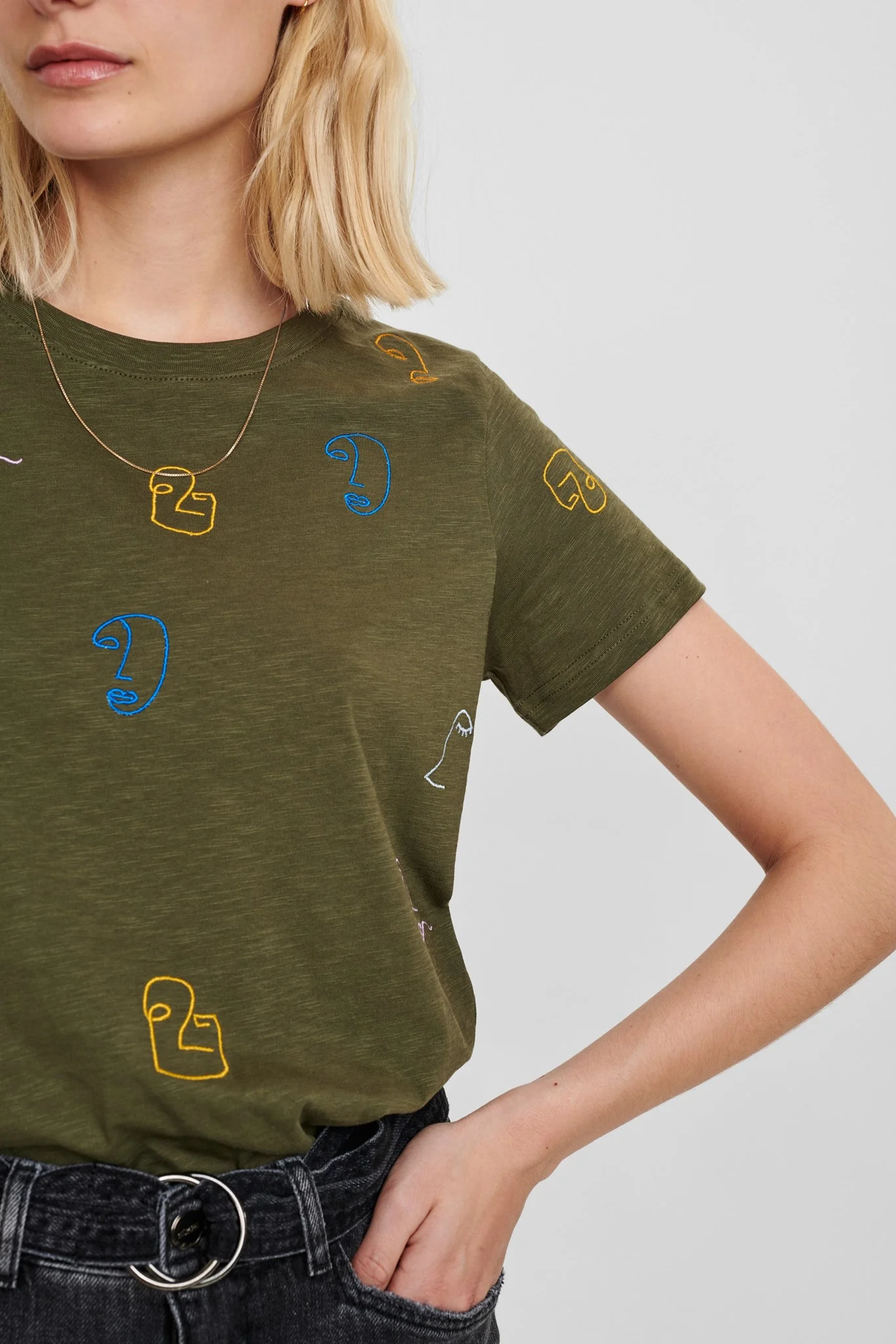 NUBERTA TEE - Grape leaf - Image 4