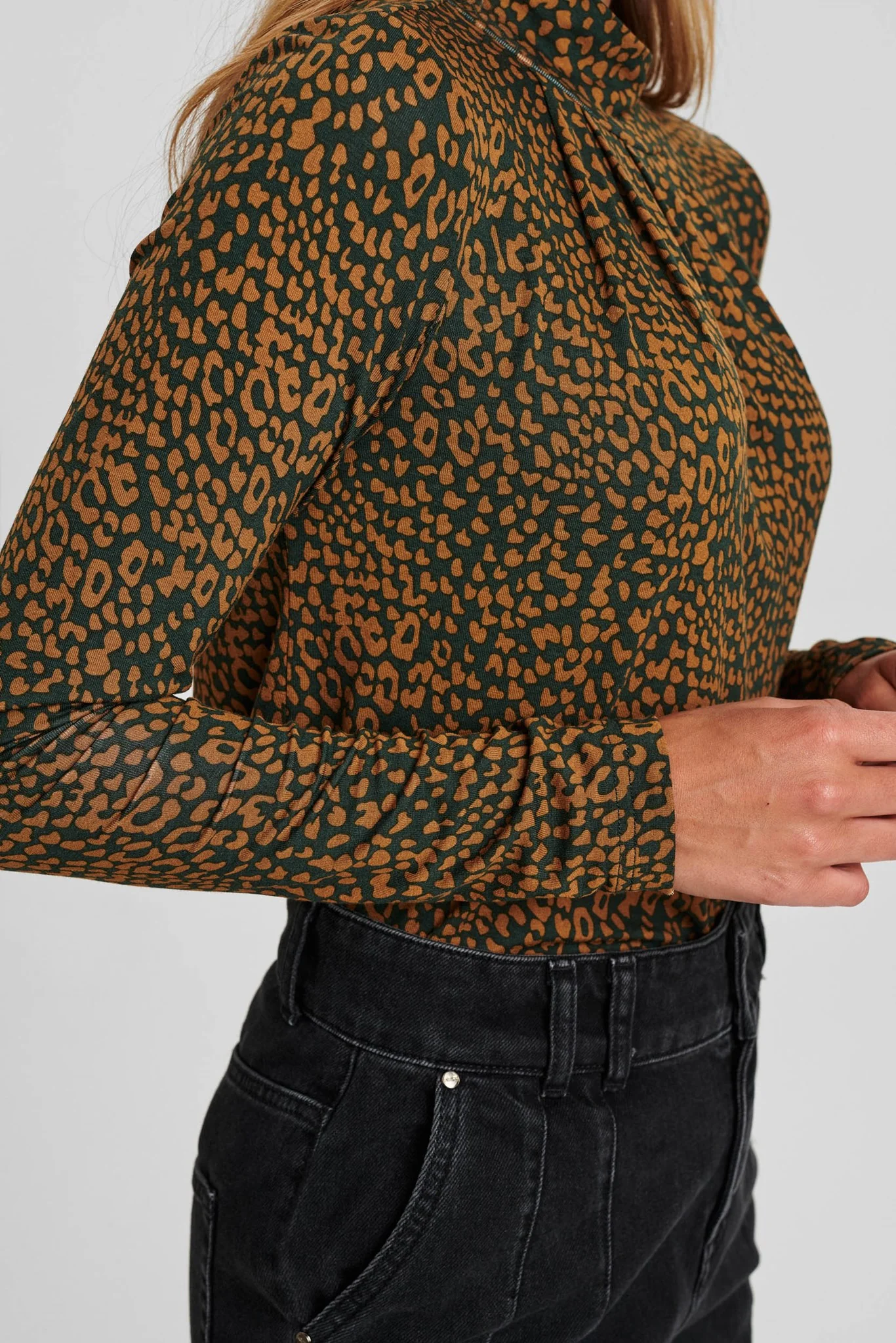 NUBESSIE BLOUSE - Grape leaf - Image 5