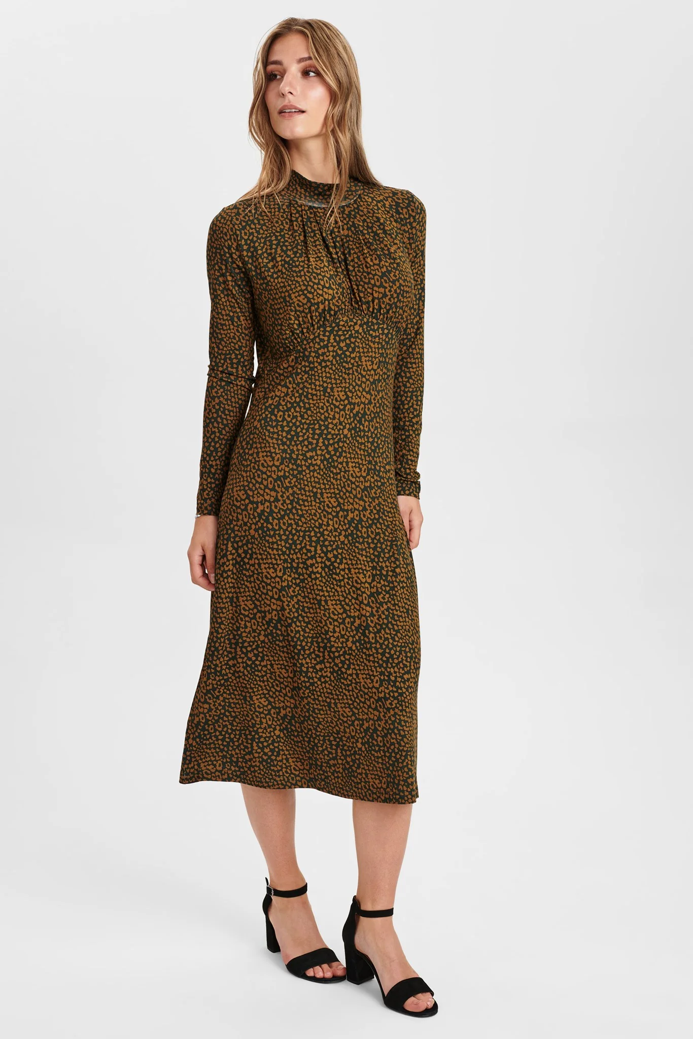 NUBESSIE DRESS - Grape leaf - Image 3