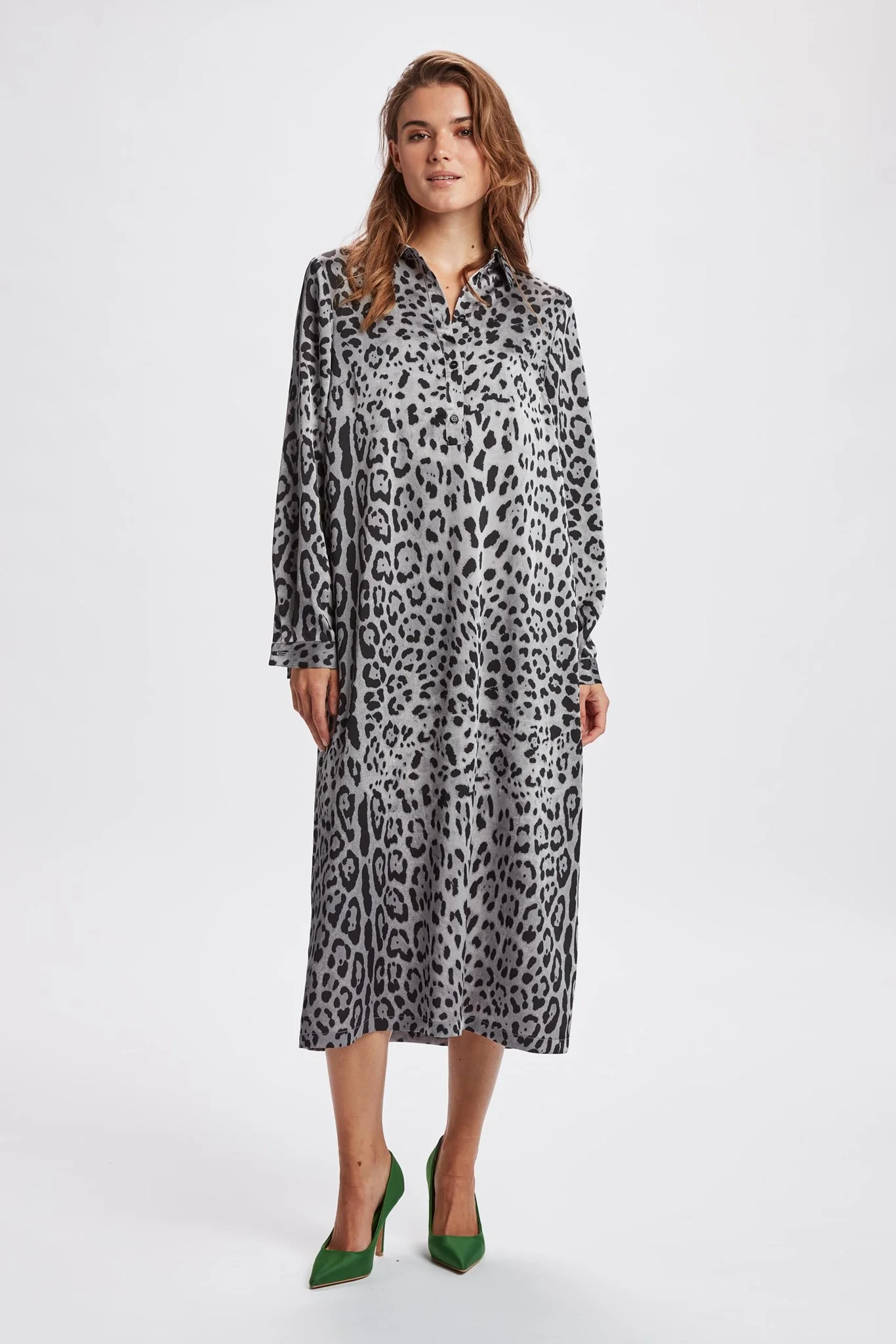 NUBETTY DRESS - Castlerock - Image 3
