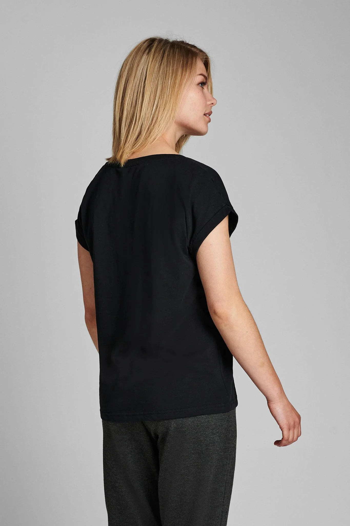 NUBEVERLY T-SHIRT - NOOS - Caviar - Image 2