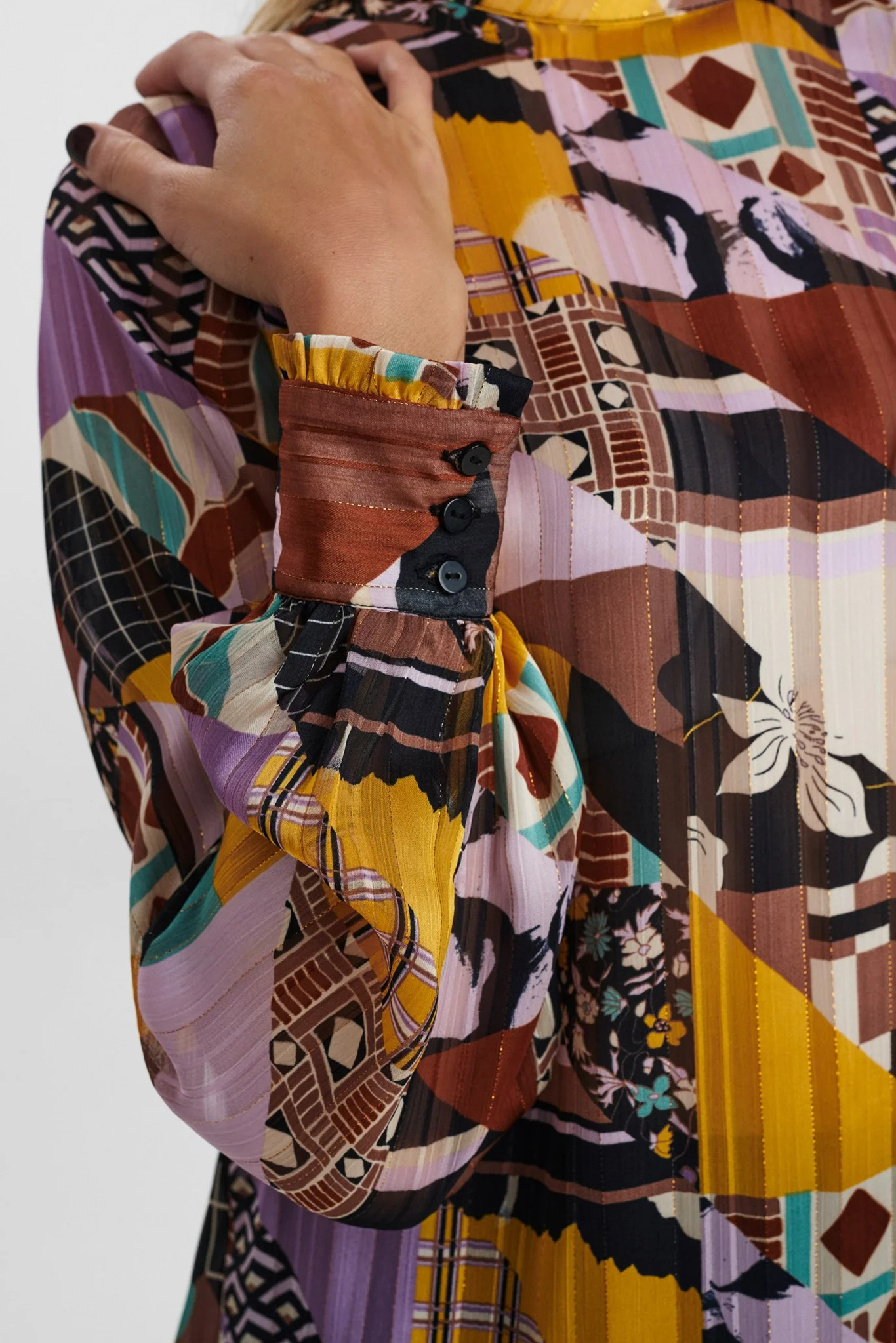 NUBIANCA BLOUSE - Caviar - Image 5