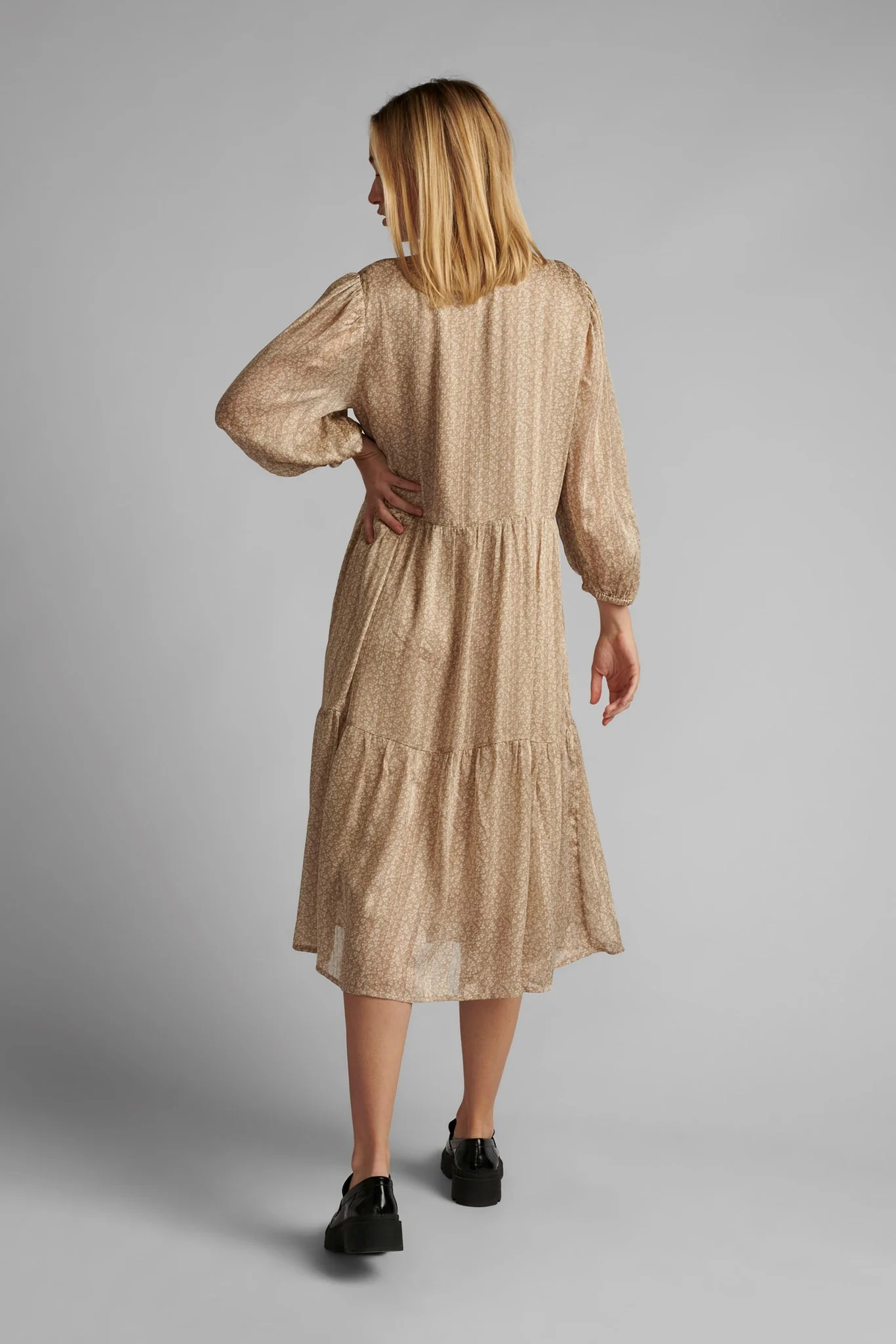 NUBIANCA DRESS - Sesame - Image 2