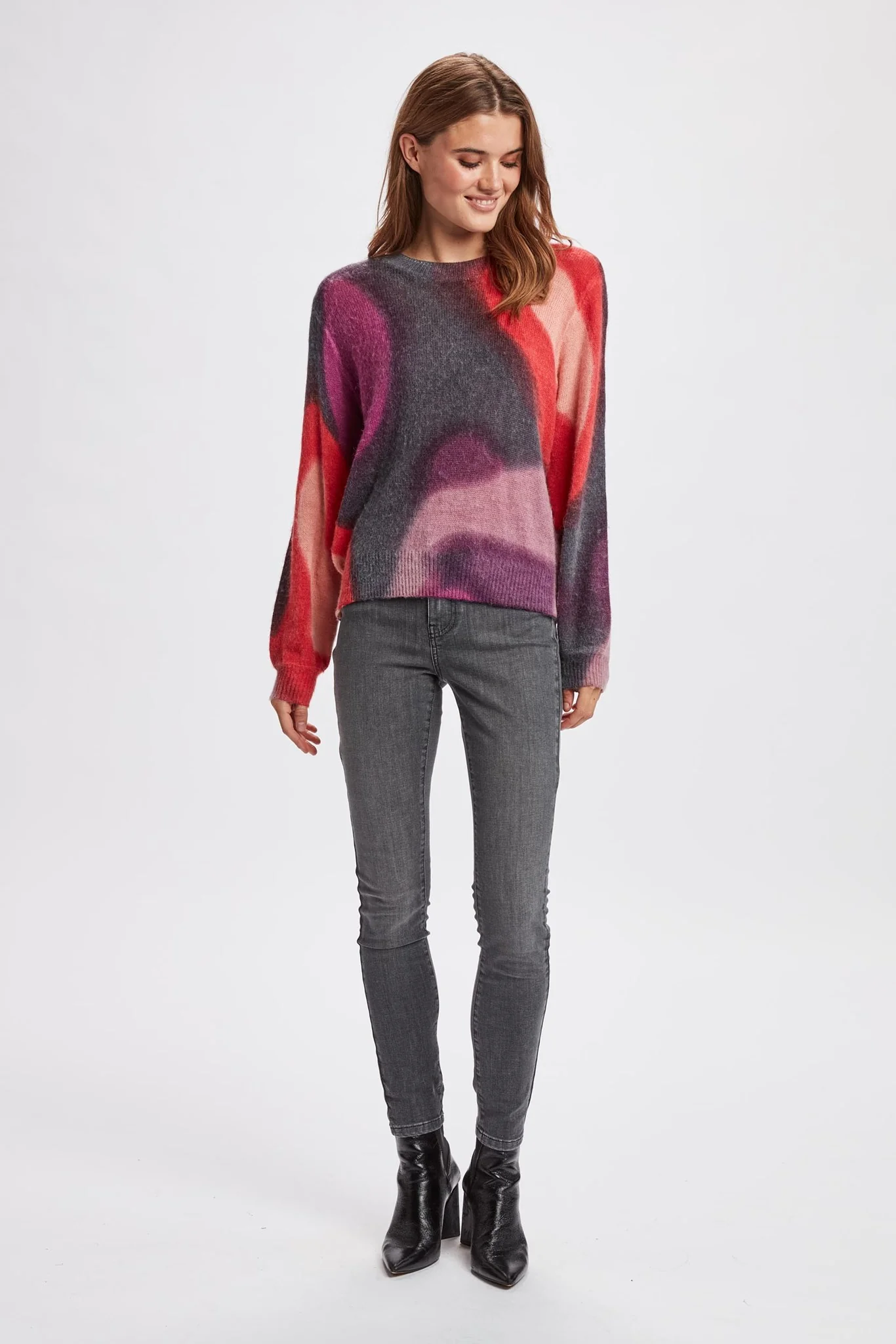 NUBLUR PULLOVER - Vibrant Orchid - Image 3