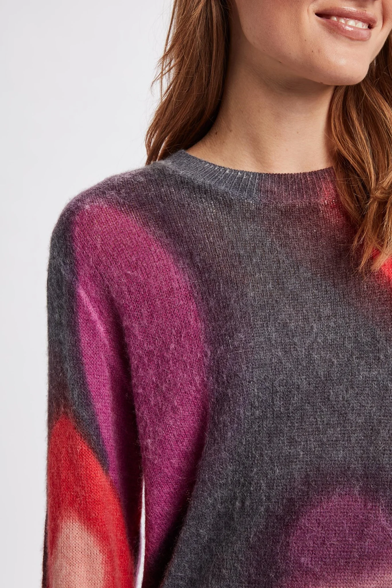 NUBLUR PULLOVER - Vibrant Orchid - Image 4