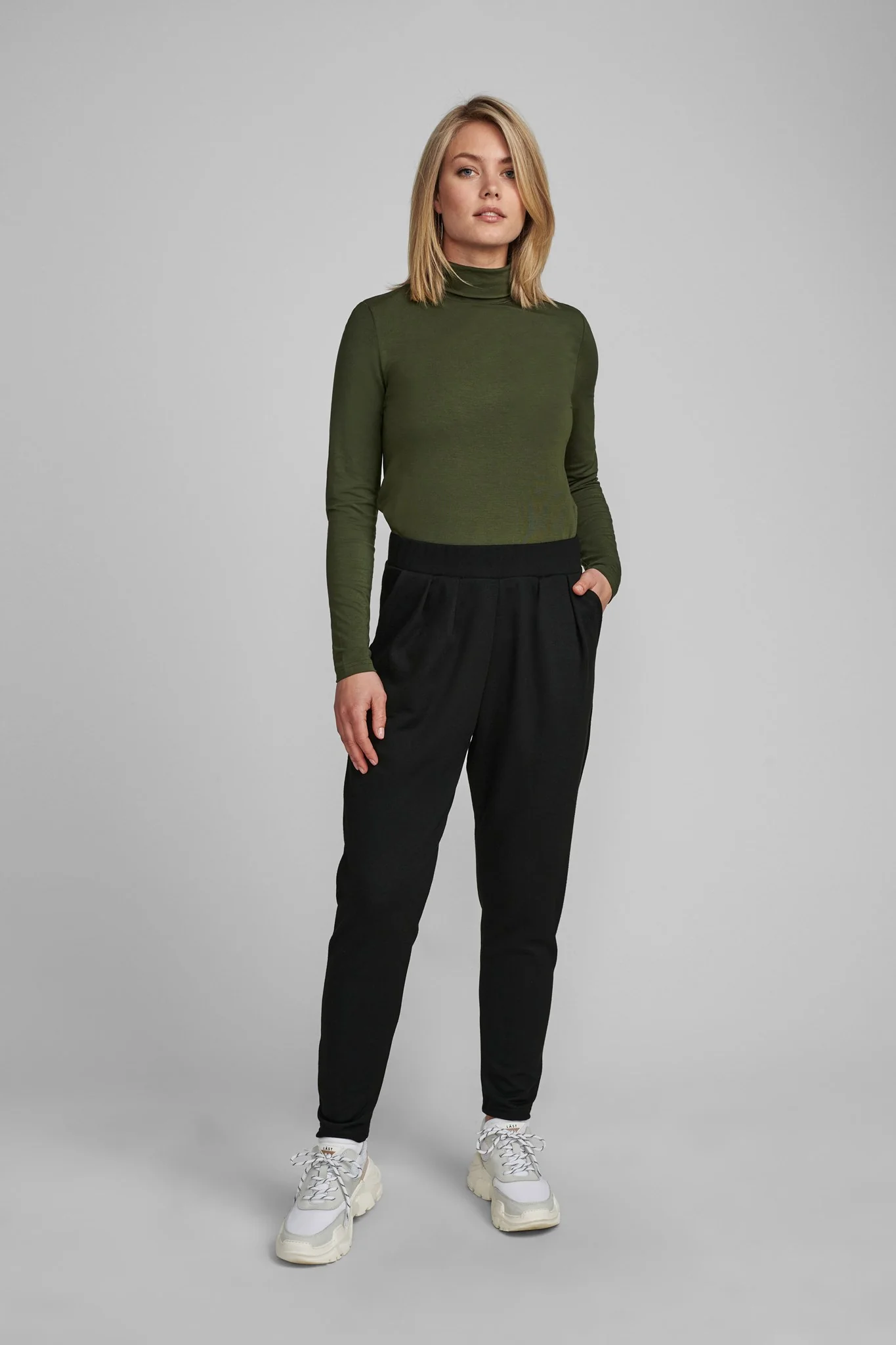 NUBOWIE ROLLNECK - NOOS - Deep Depth - Image 5