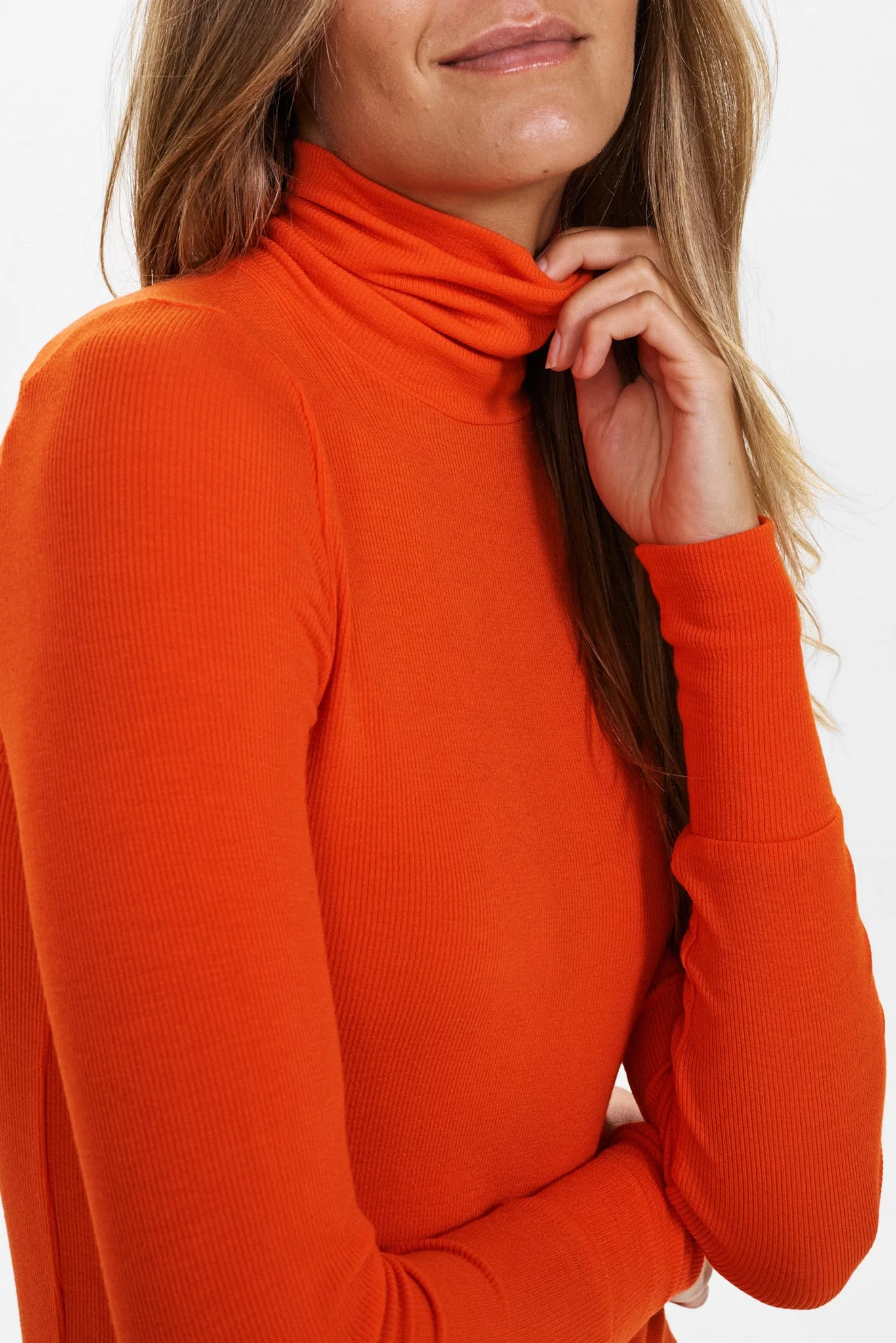 NUBOWIE ROLLNECK RIB - NOOS - Cherry Tomato - Image 4