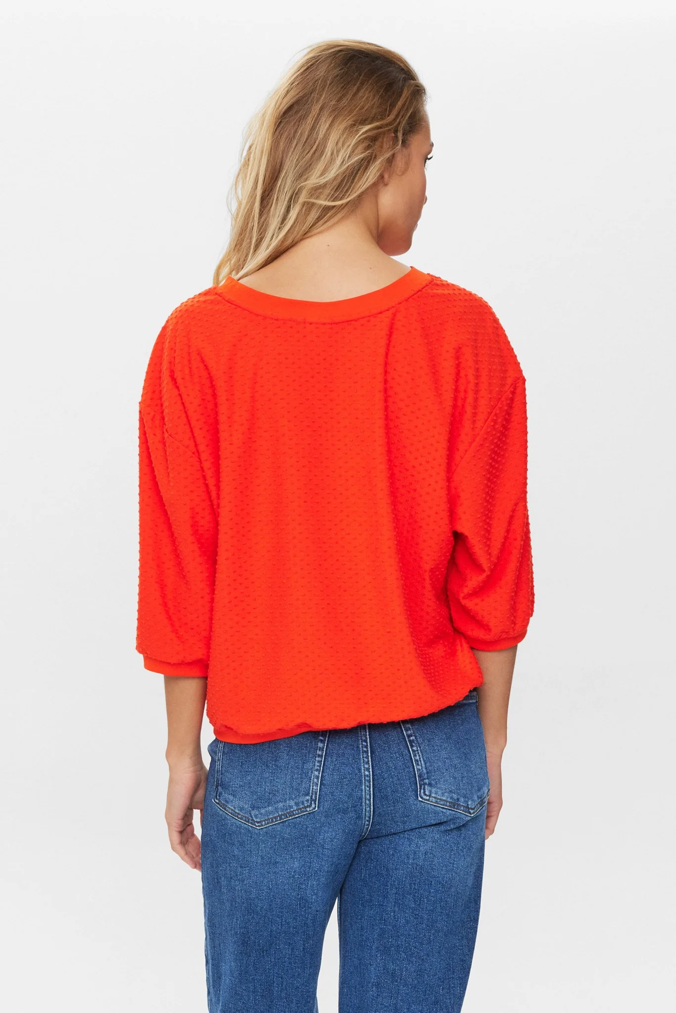 NUBRIGHED DOBBY BLOUSE - Cherry Tomato - Image 2
