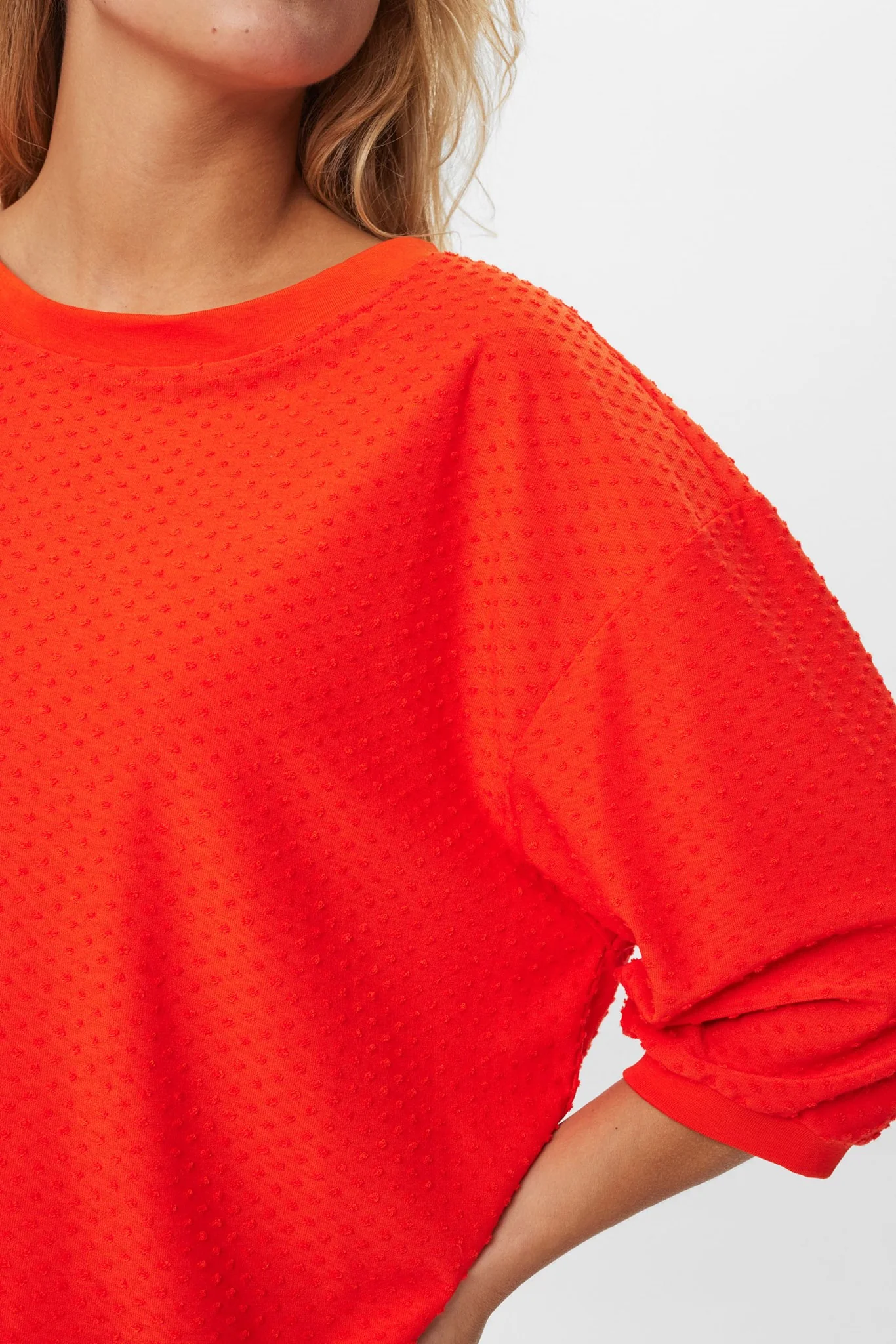 NUBRIGHED DOBBY BLOUSE - Cherry Tomato - Image 4