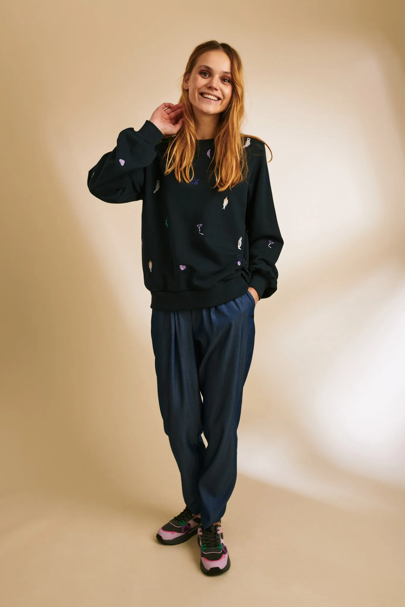 NUBRITTANY SWEAT - Dark Sapphire - Image 3