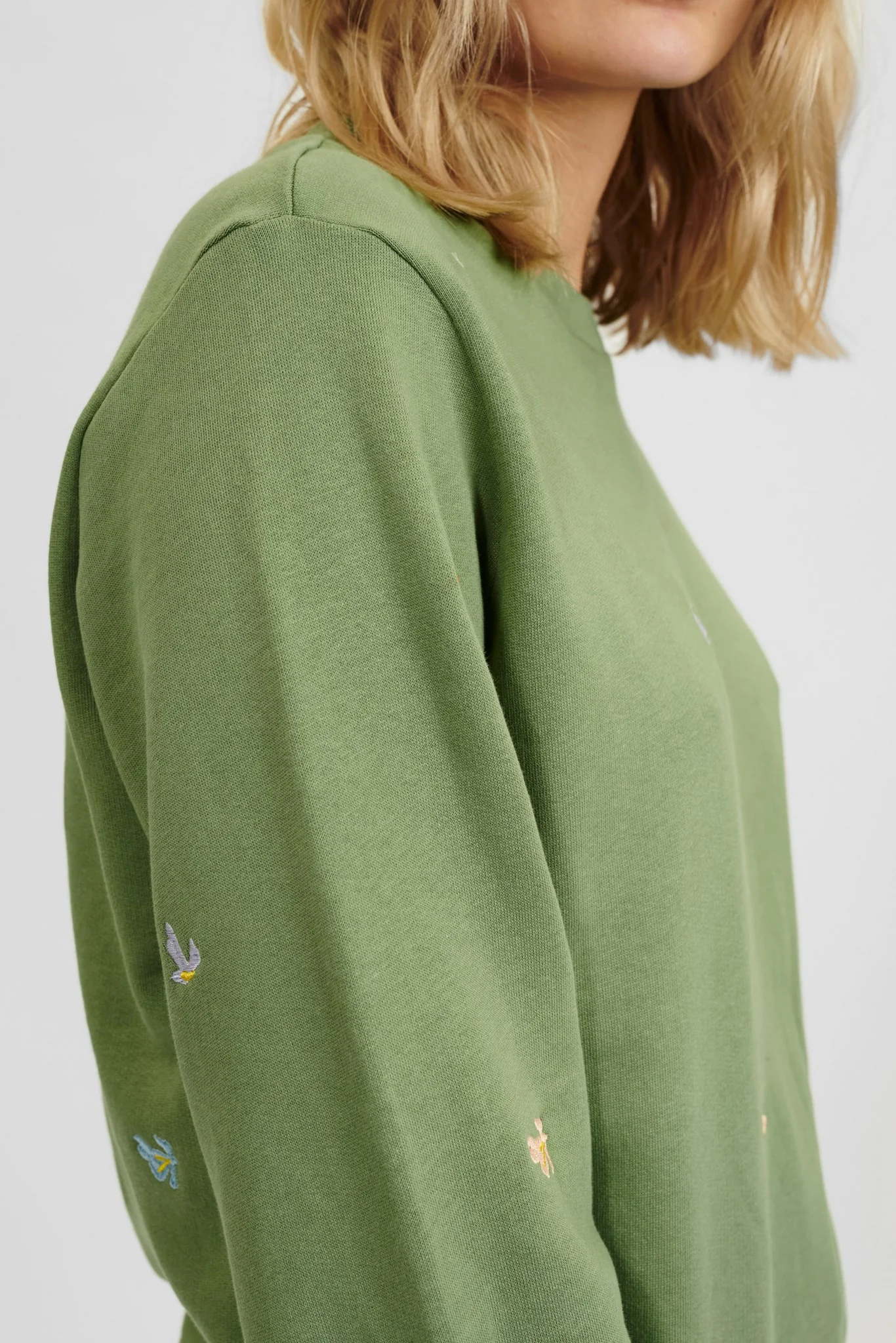 NUBRITTANY SWEAT - Sea Spray - Image 5