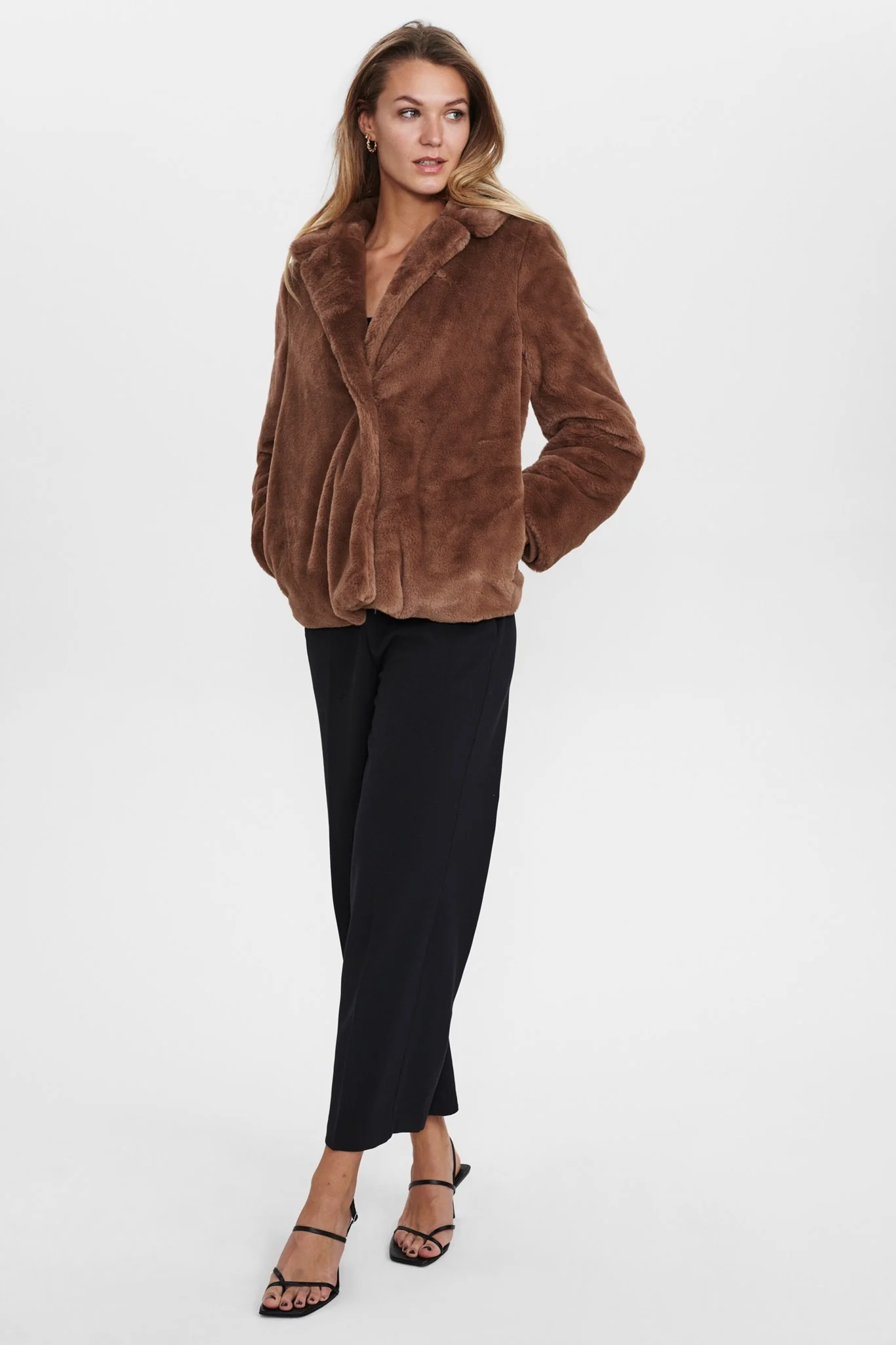 NUBROWNY FUR JACKET  - Shittake - Image 3