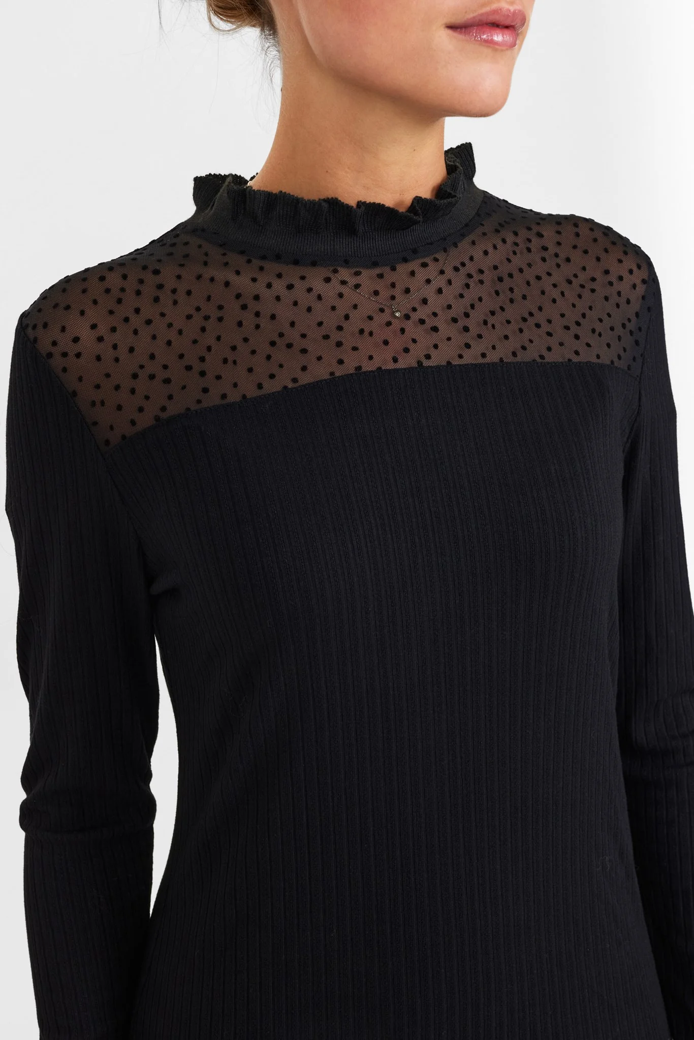 NUBUTTERFLY W/O FRINGES - Caviar - Image 4