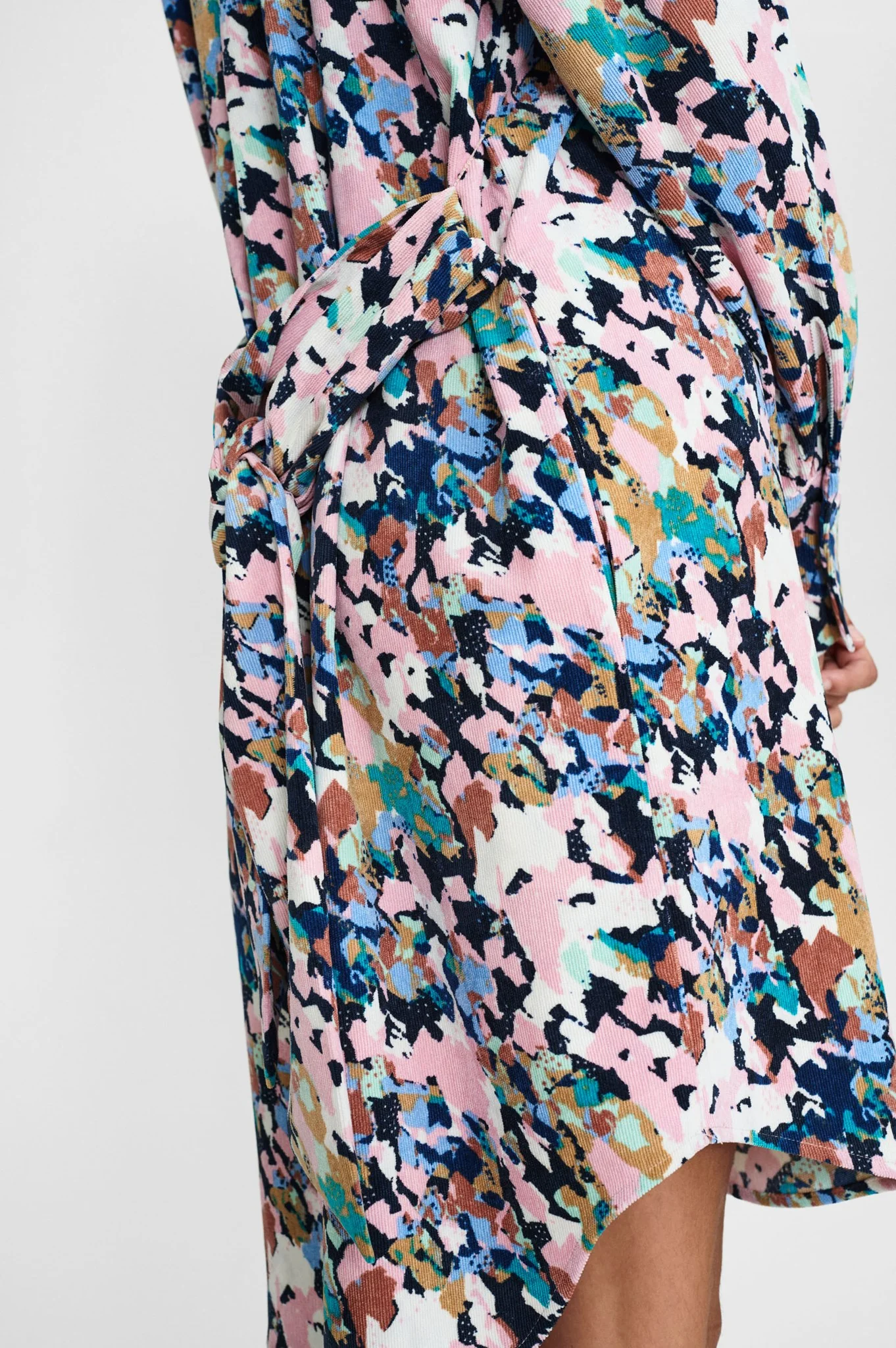 NUCACHET DRESS - Fragrant Lilac - Image 5