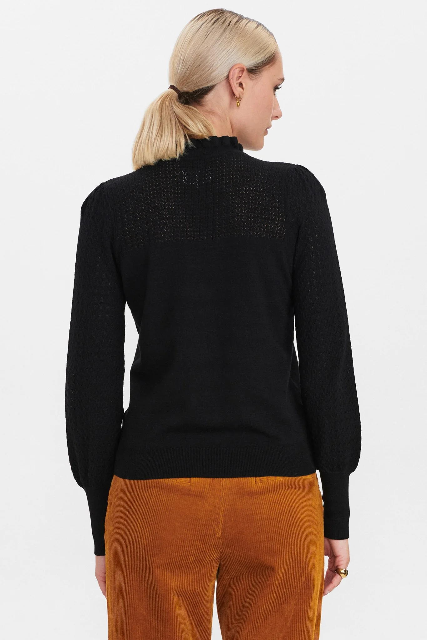 NUCAMELA HIGH NECK - Caviar - Image 2