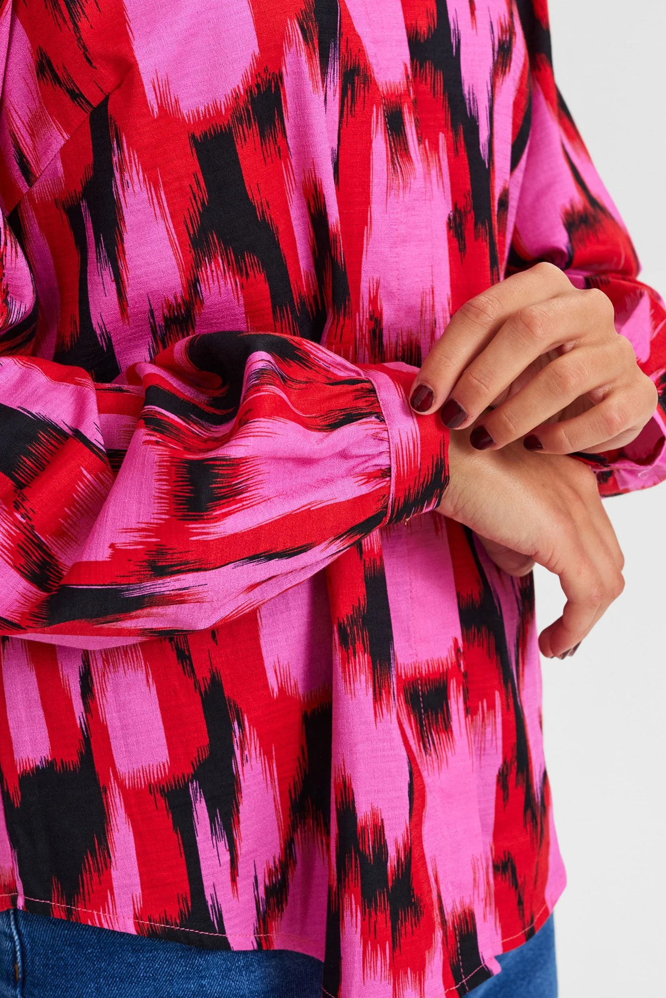 NUCAMRYN SHIRT - Molten Lava - Image 5