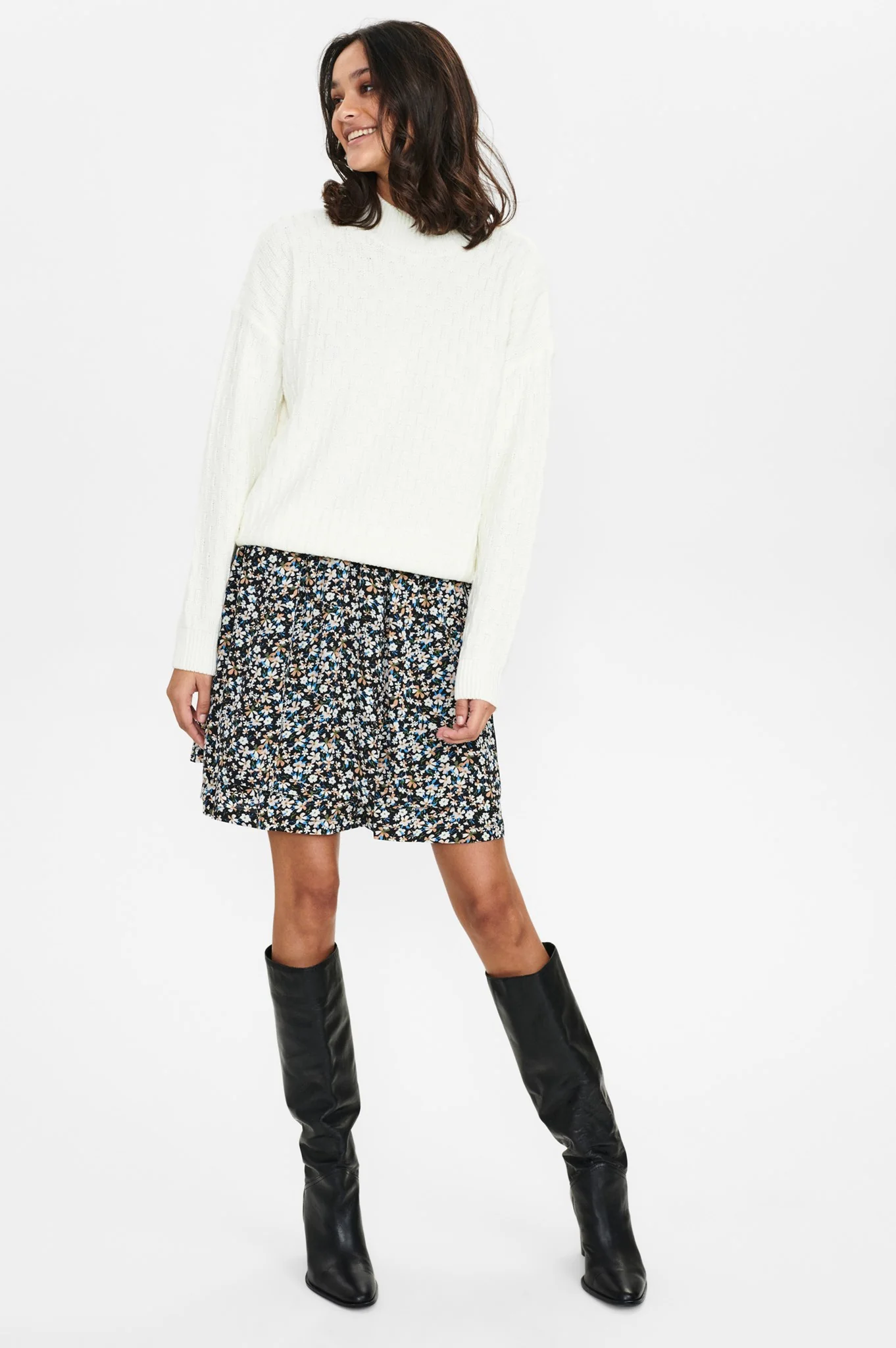 NUCANTRELLE PULLOVER - Cloud Dancer - Image 3